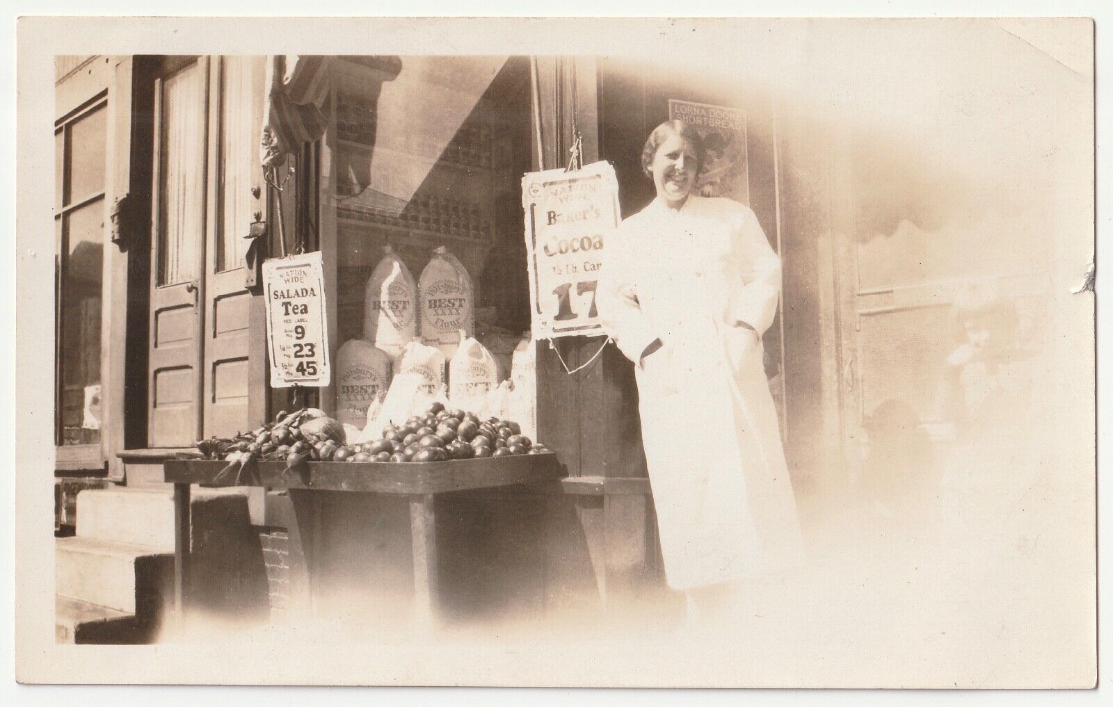 c1930s~Flynn & Mills Grocery~Worcester MA~Storefront Lady & Kid~Vintage Photo