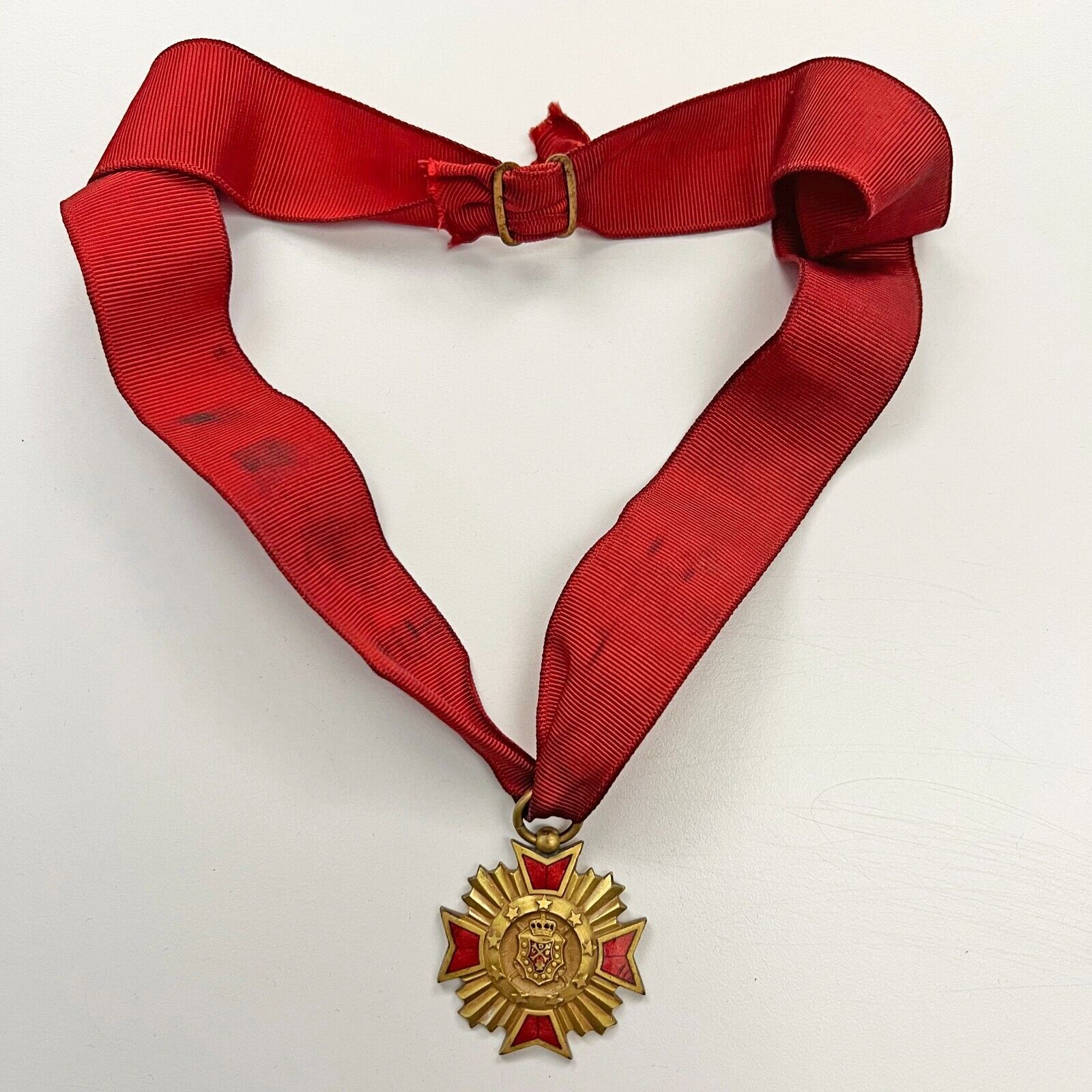 1932 Order of DeMolay Medallion and Ribbon Masonic Youth Boys HTF Red Emblem