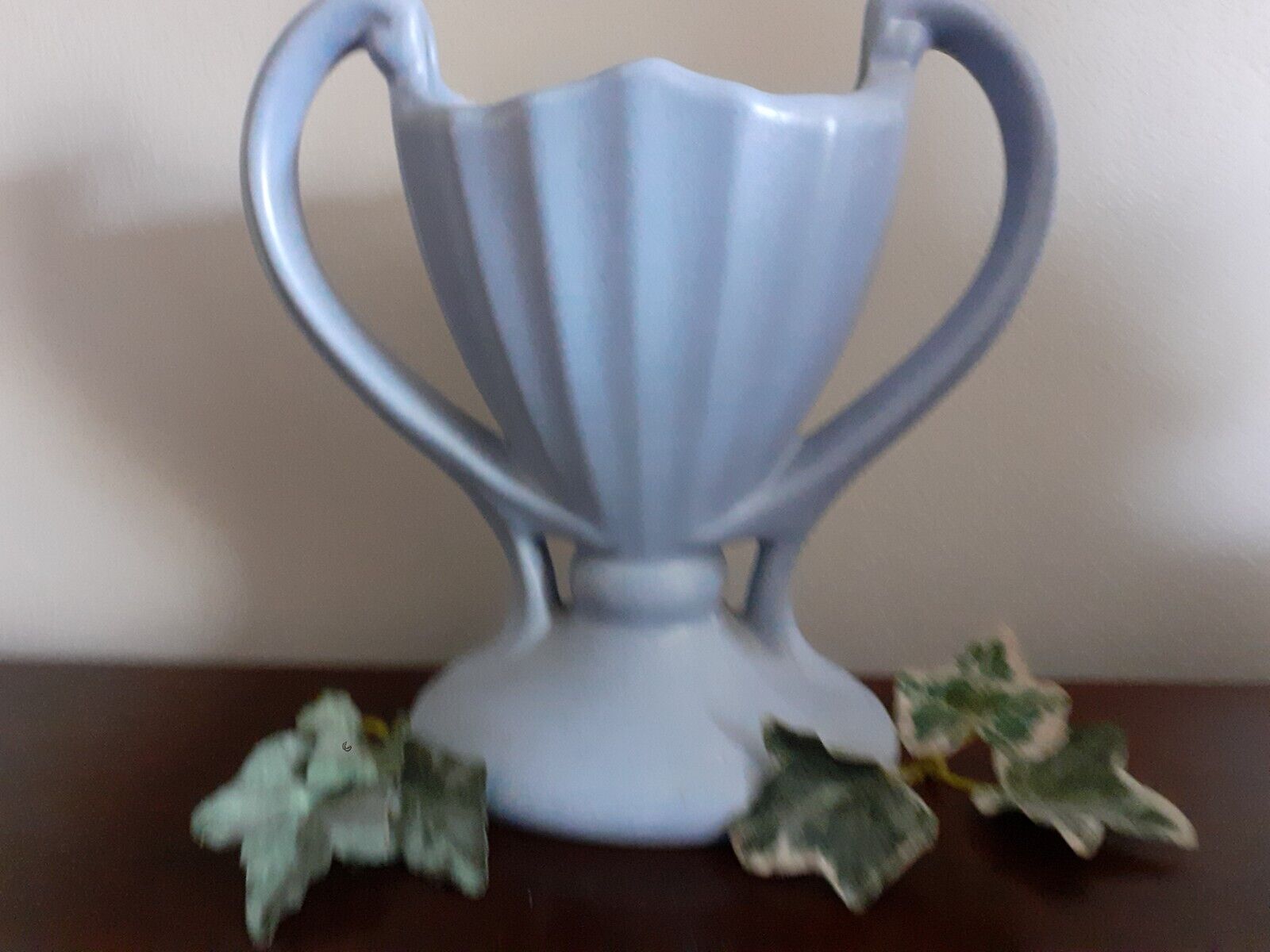 1930 Camark Cornflower Blue Vase Double Handled Trophy Ceramic Pottery Rare #404