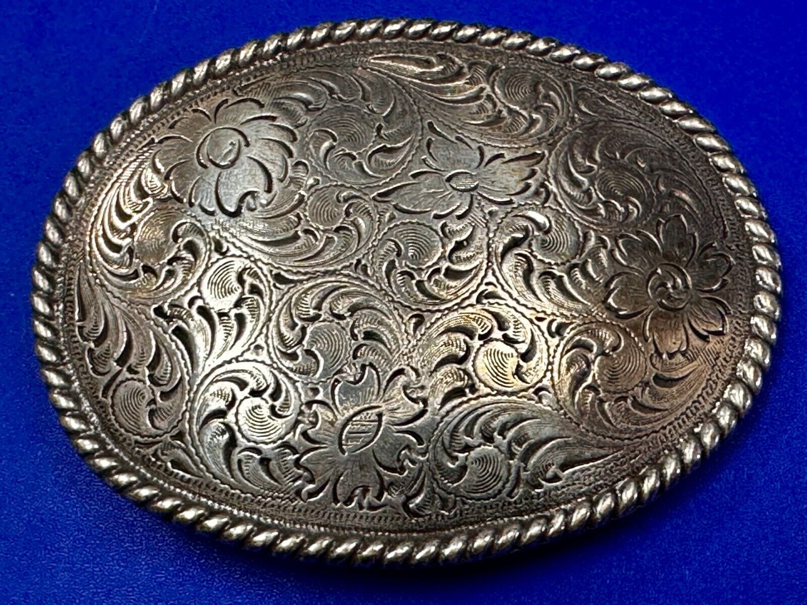 Nocona Floral Theme Silver Tone Western Ornate Belt Buckle W/ Thick Rope Boarder