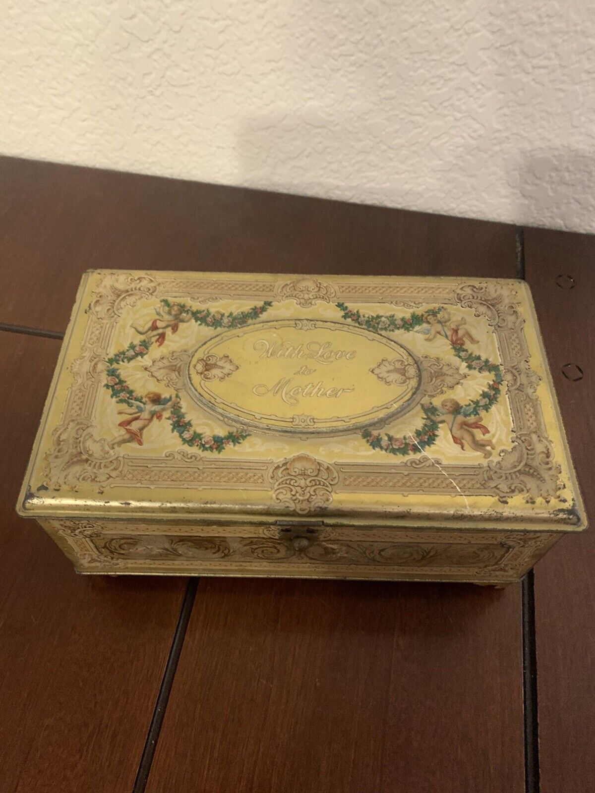 Artstyle Chocolate Company Tin Box Boston St. Louis USA 7.5” X 4.5” Vintage
