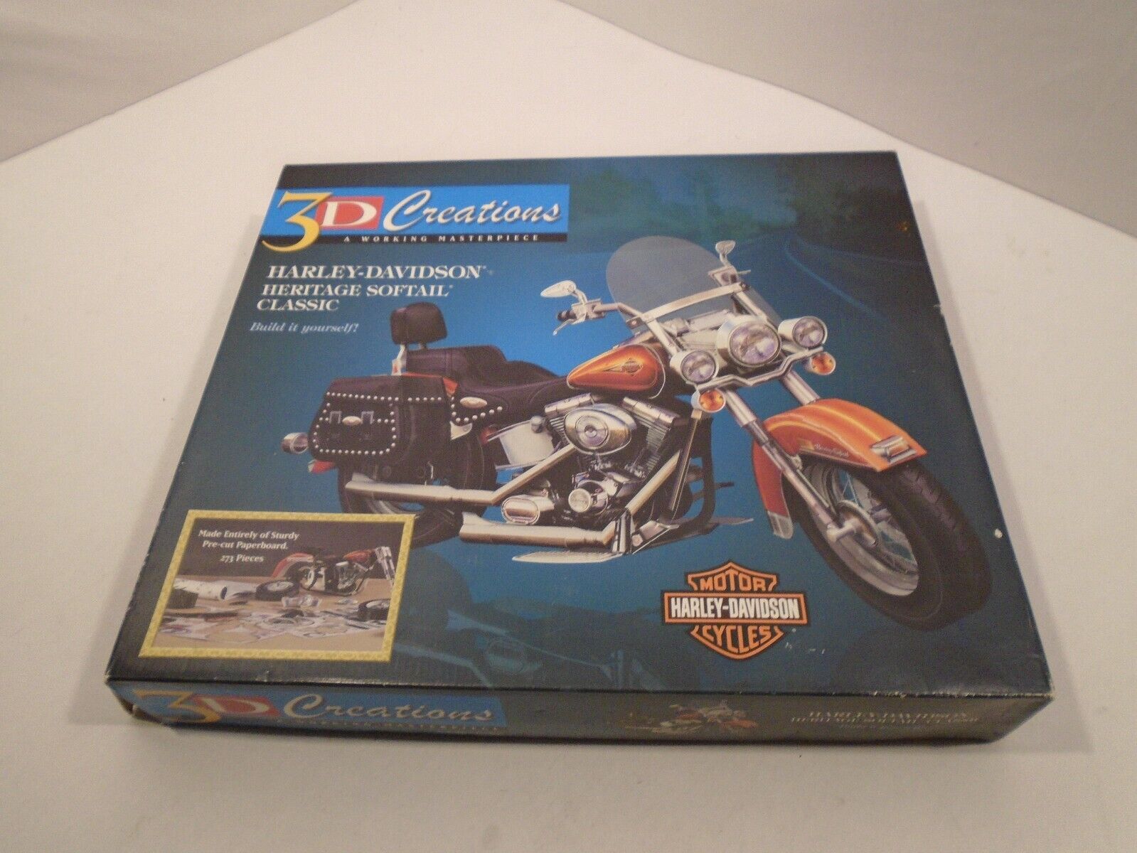 3D Creations Harley Davidson Heritage Softail Classic preowned Never assembled