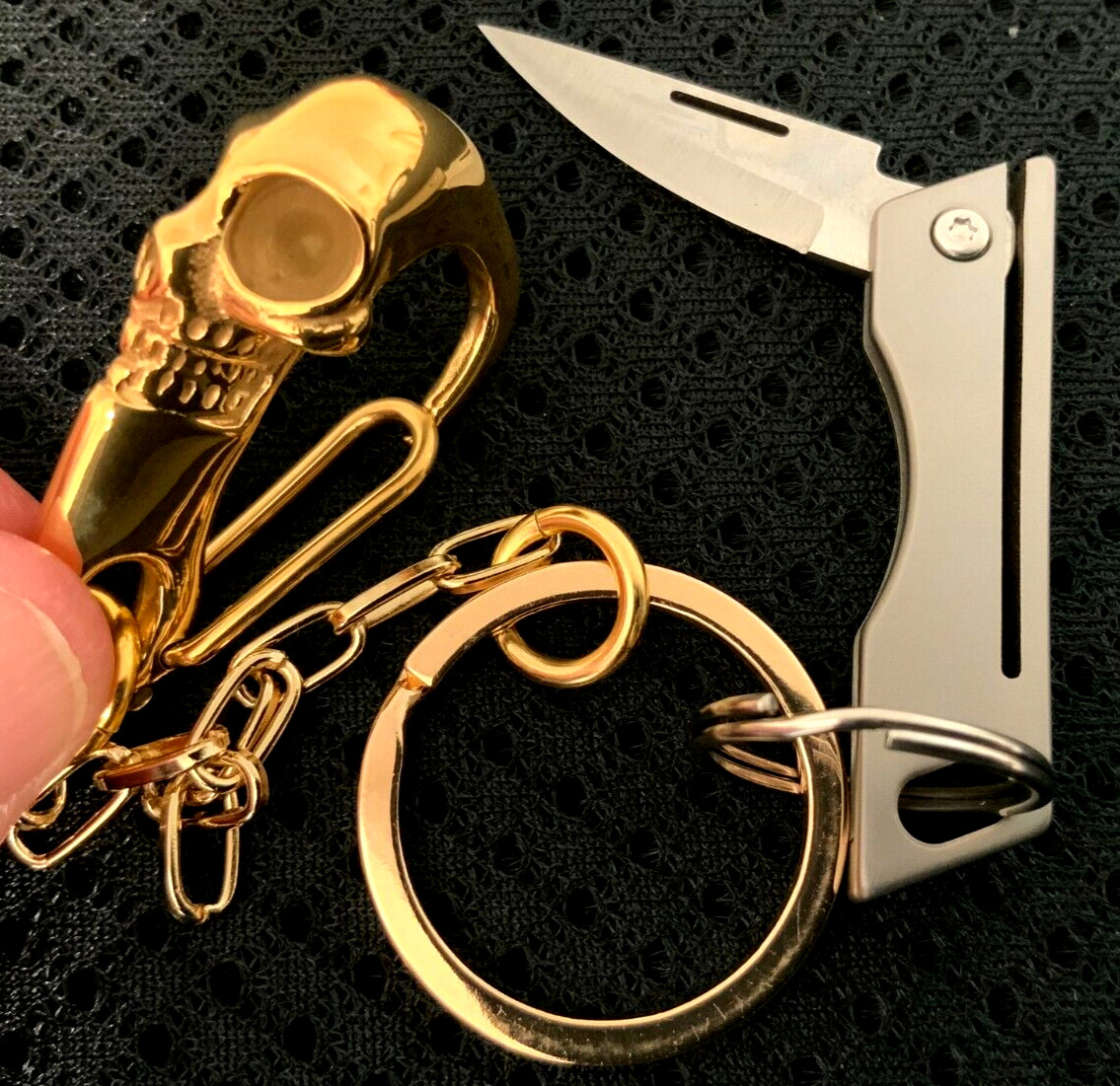 Titanium Skull Carabiner/Titanium Mini Knife (Golden) Keychain