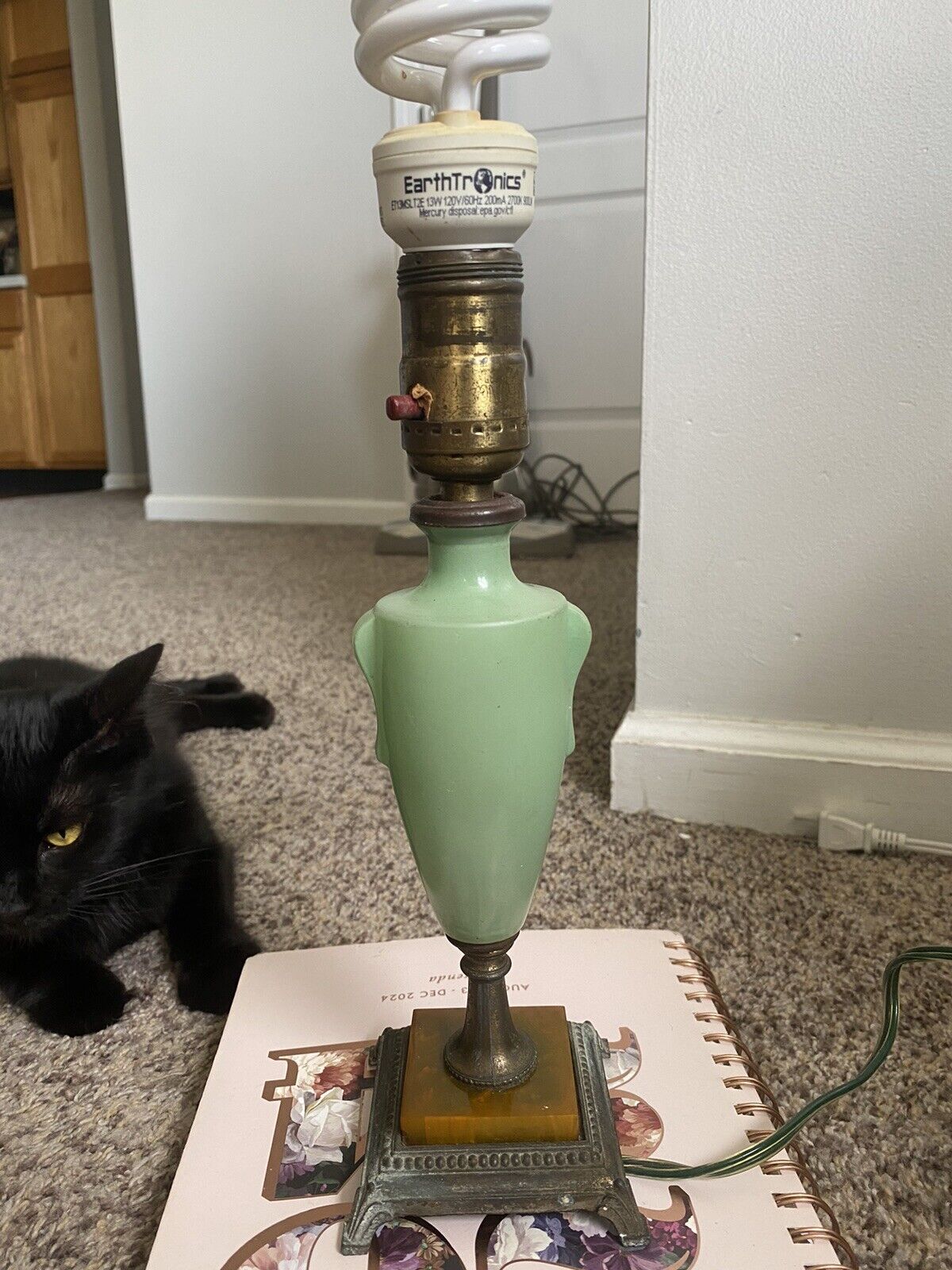 vintage jadeite table lamp