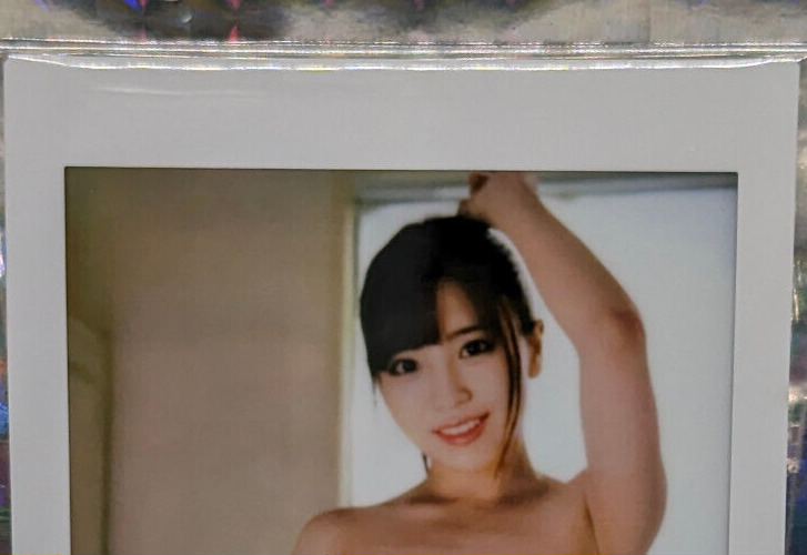 JAV Idol Cheki Photo & Autograph - Aya Sazanami