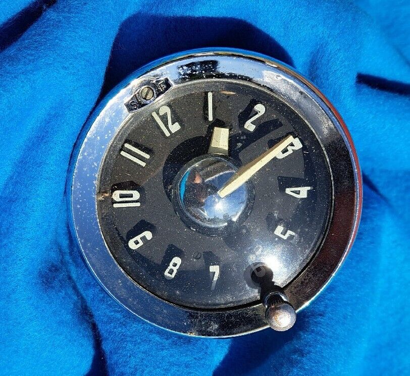Vintage 1953 54 Chevrolet Pointac automotive clock dash Works