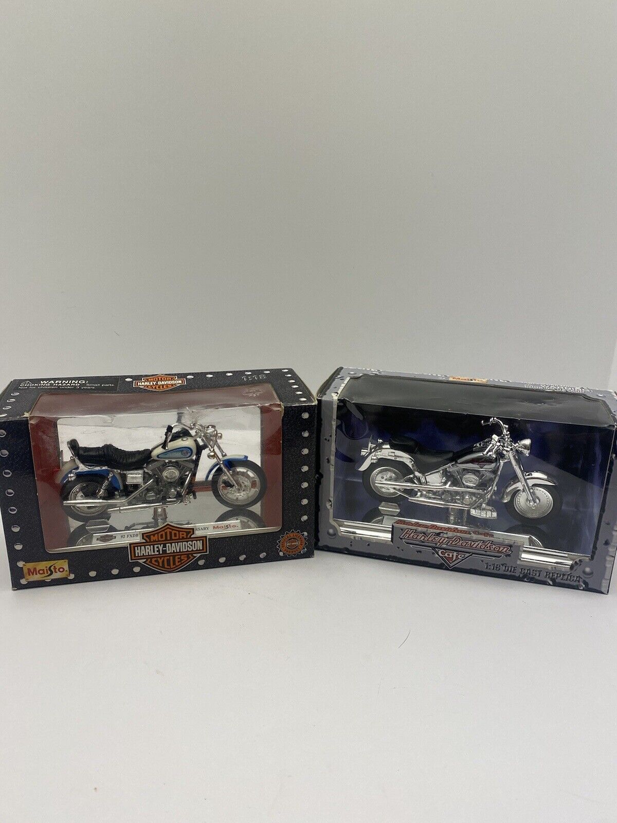 Lot Of 2~MAISTO MOTOR HARLEY DAVIDSON CYCLES~DIE CAST REPLICAS~H19