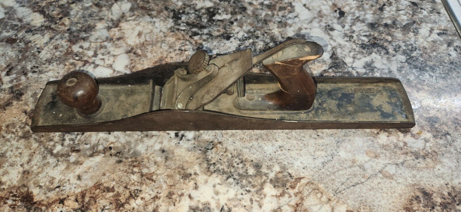 ANTIQUE EARLY SIEGLEY No.6 PRELATERAL? CORRUGATED BOTTOM WOOD PLANE