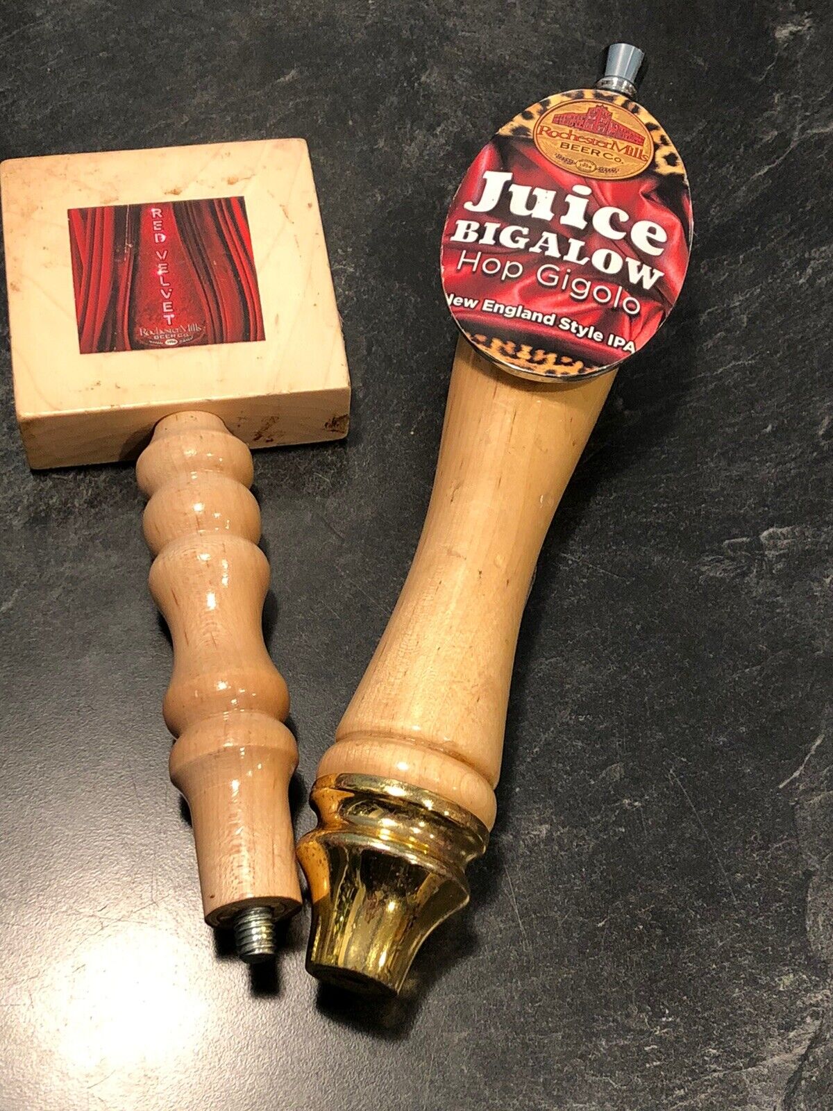 ROCHESTER MILLS Juice Bigalow, Red Velvet beer tap handle (2)Rochester, Michigan