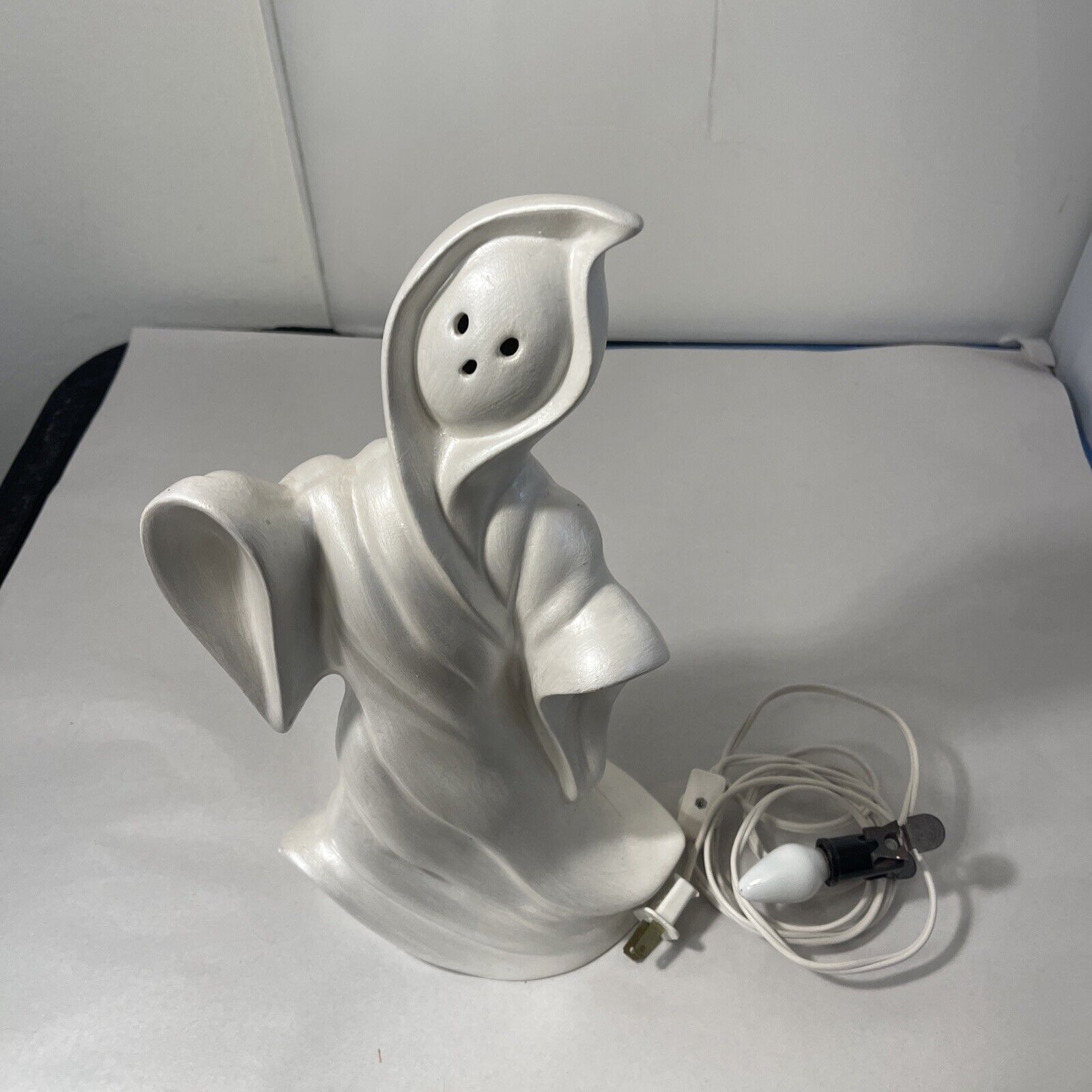 Vintage Ceramic Reaper Ghost Light-up Figurine with Light