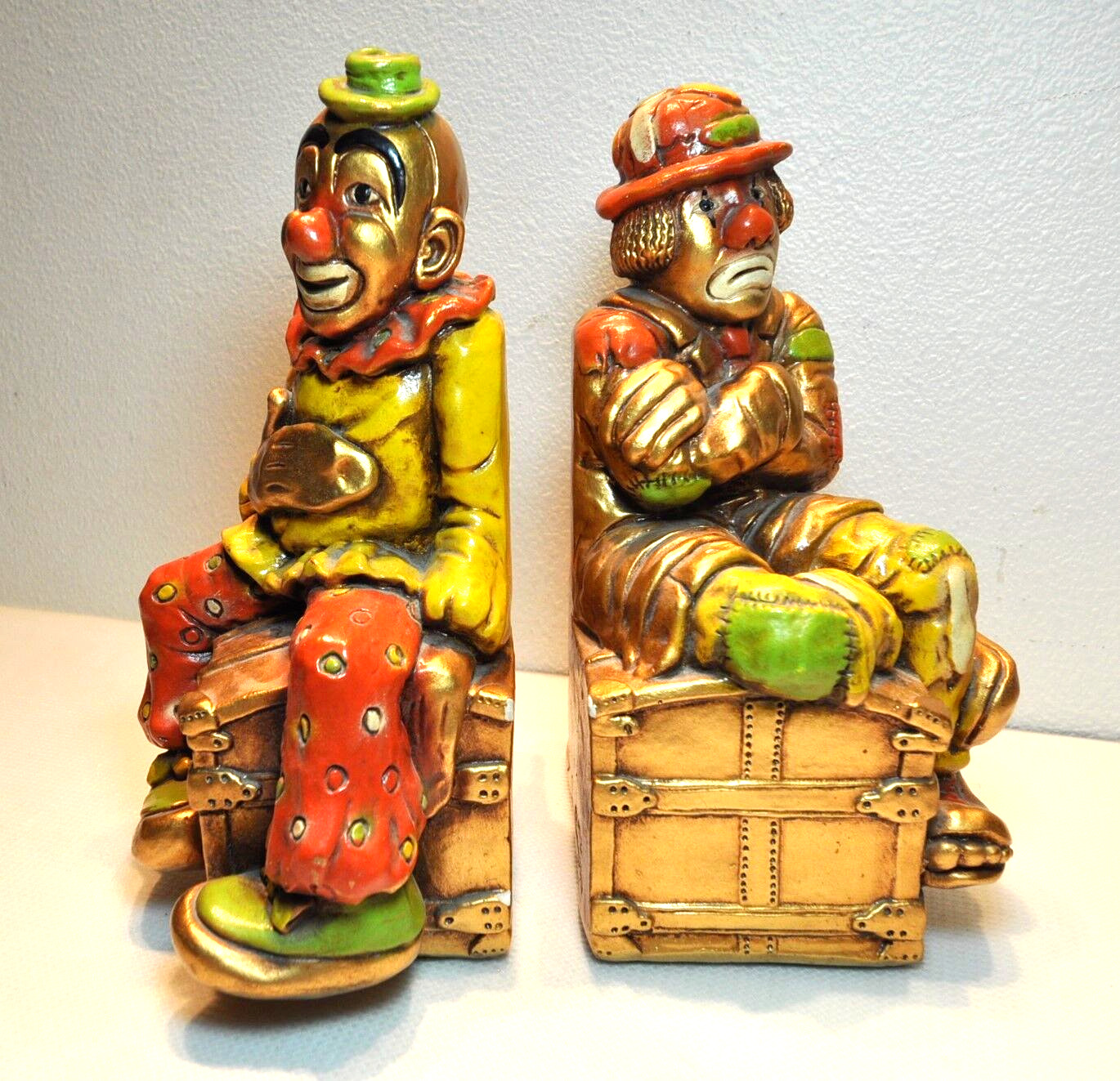 Clown Chalkware Bookends 1972 Progressive Art Products Vintage 10.5 Inches Tall