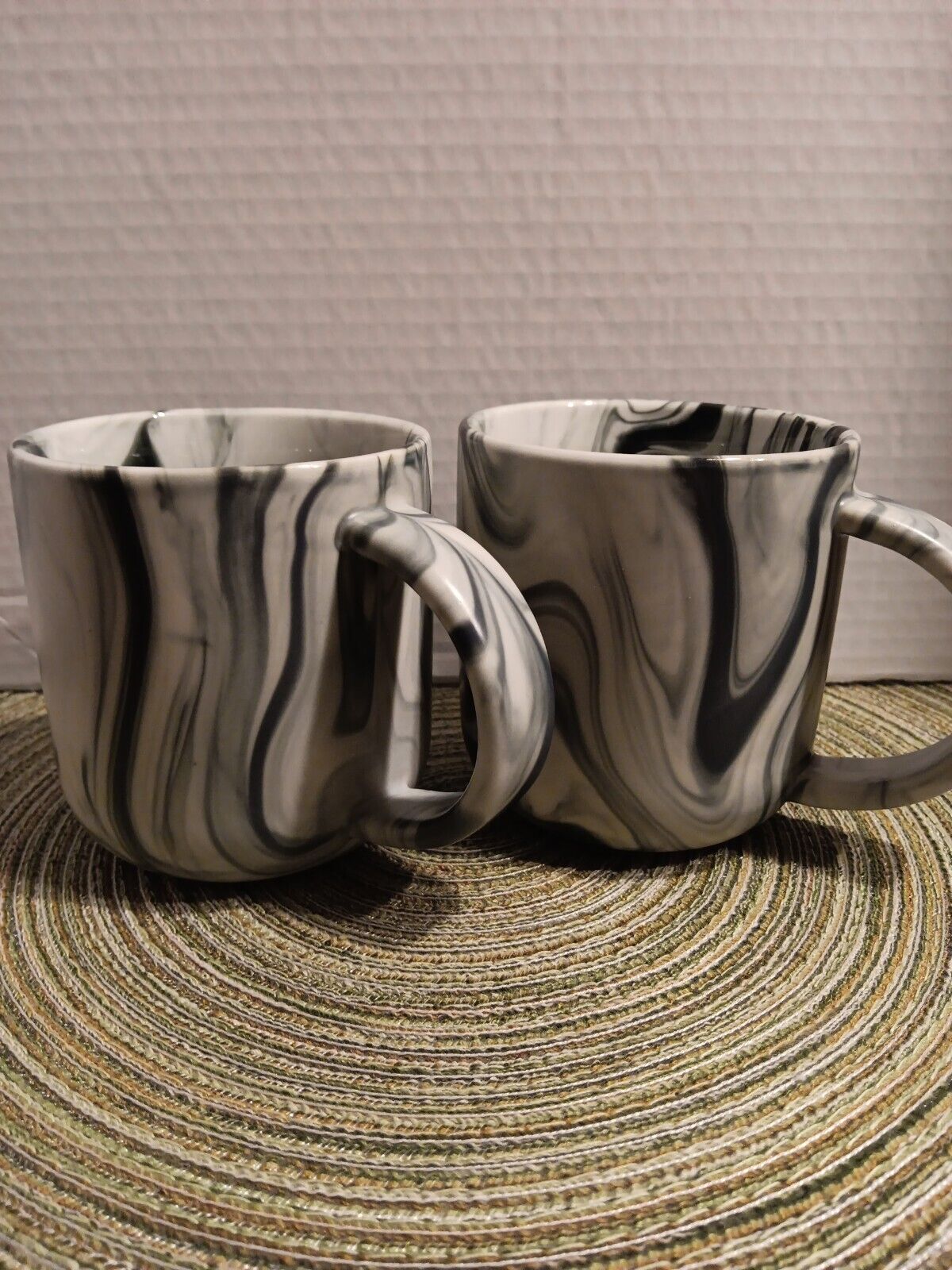 World Market Lot of 2 Matching Marble Glaze Stoneware Coffee Tea Mugs Cup