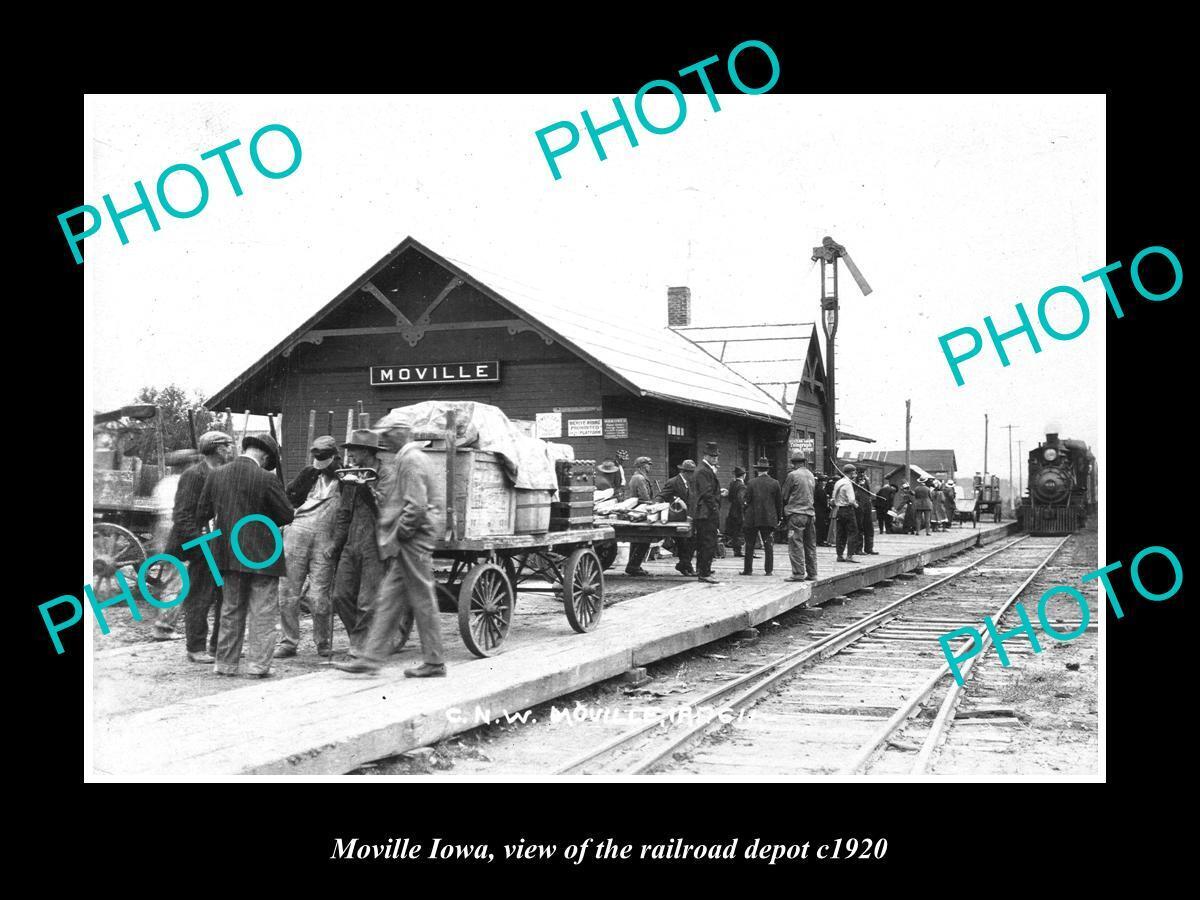 OLD 6 X 4 HISTORIC PHOTO OF MOVILLE IOWA THE RAILROAD DEPOT STATION c1920