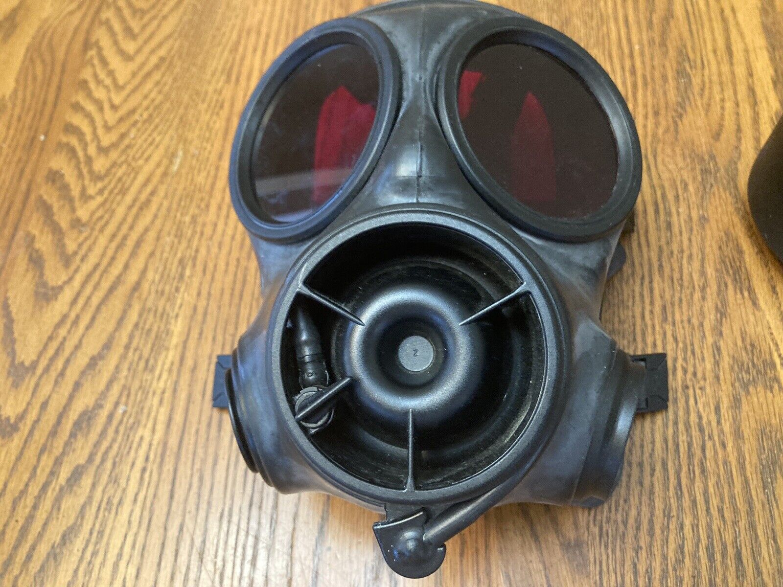 Rare 2008 S-10 Gas Mask Size 2