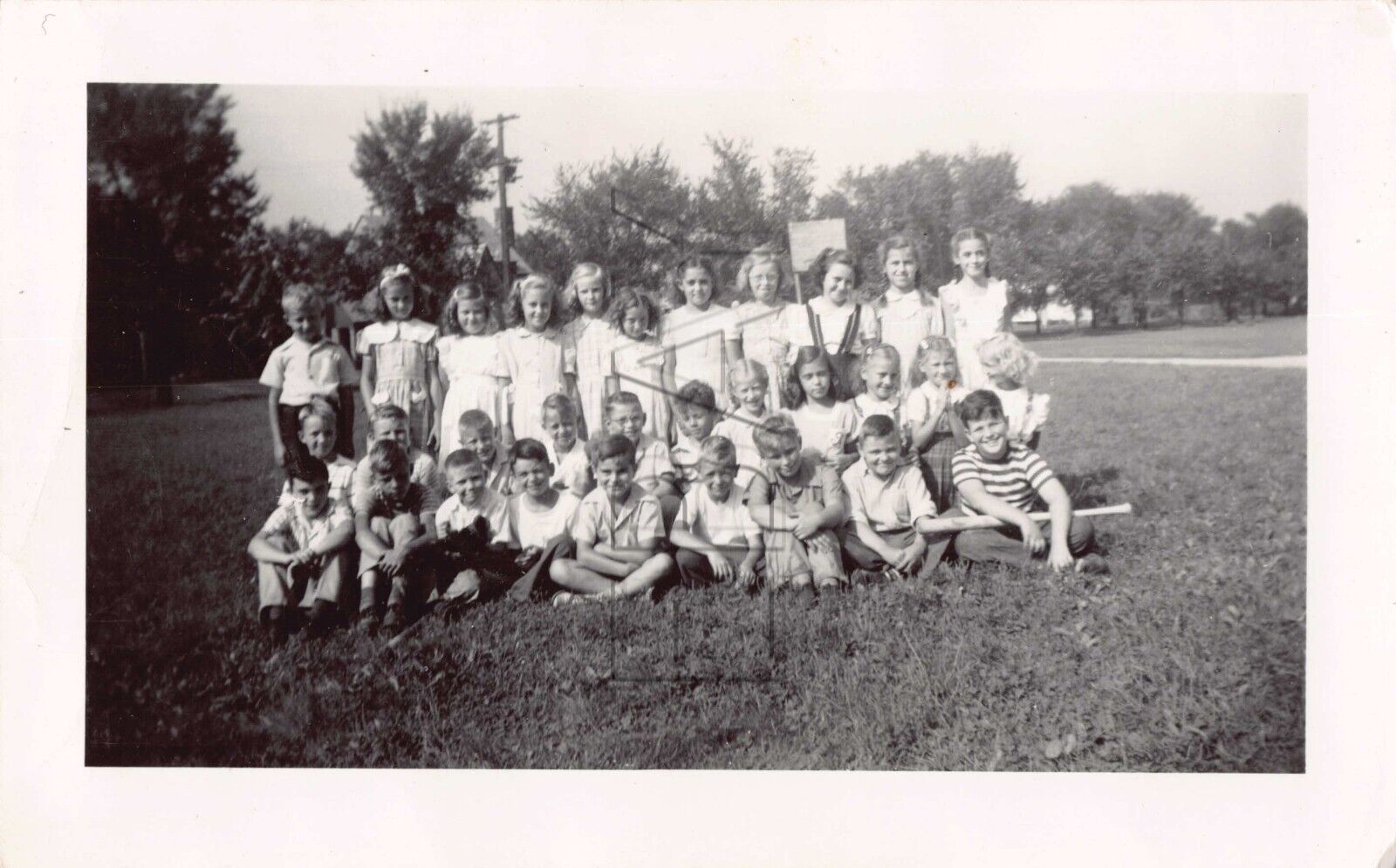 Old Photo Snapshot Group Of Girls And Boys School Class Photo 4A8