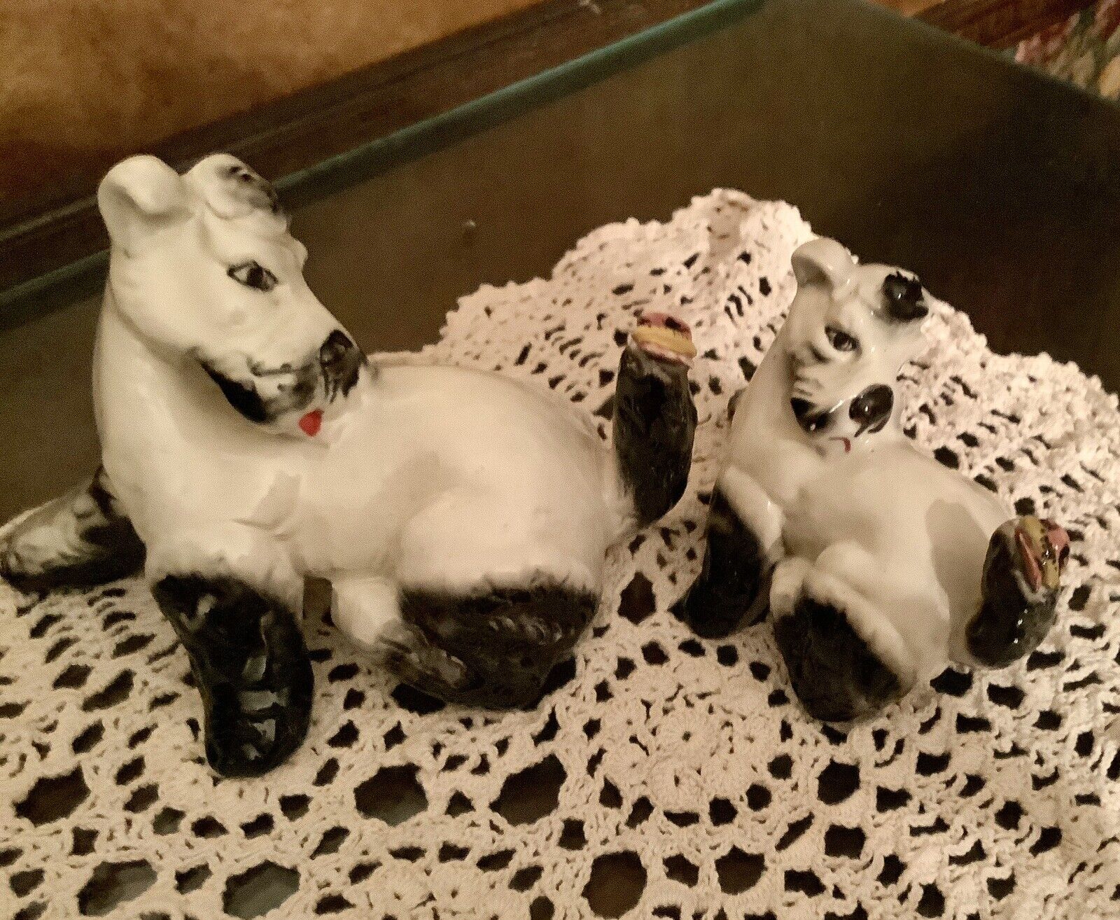 Vntg.Pair Of Black/White Italy Ceramic MCM Schnauzer Dogs / Butterfly On Tail
