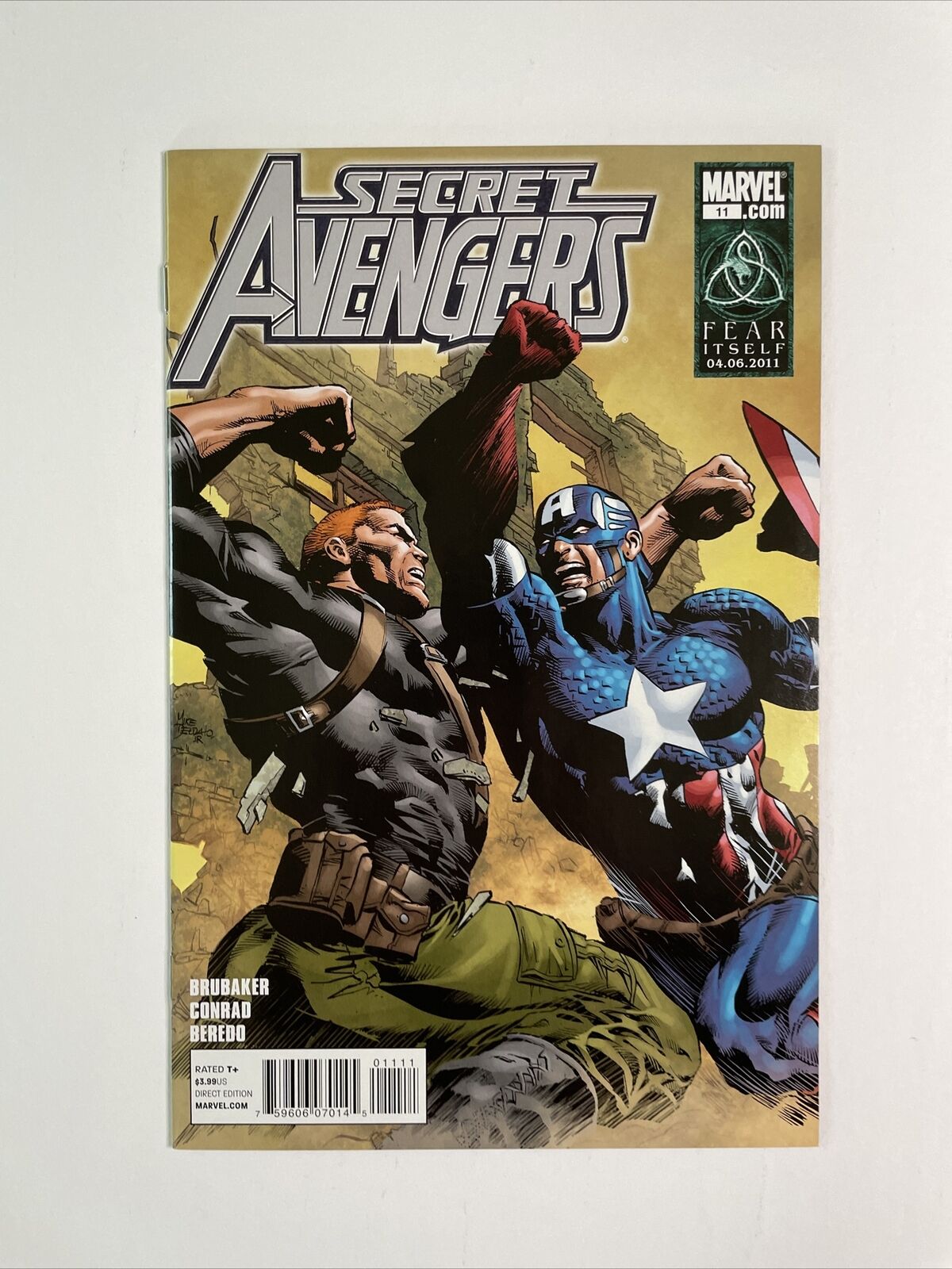 Secret Avengers #11 (2011) 9.4 NM Marvel High Grade Comic Book