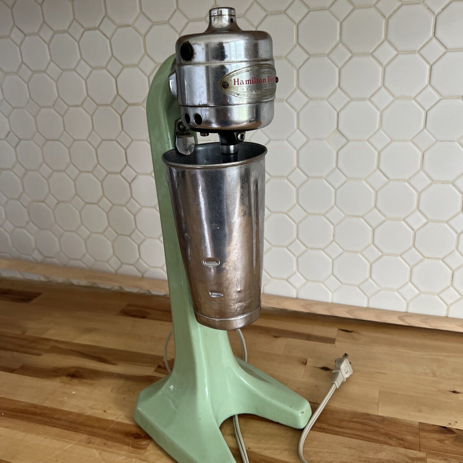 Vintage Hamilton Beach Jadeite Green Milkshake Mixer WORKS 1940's Malt Blender