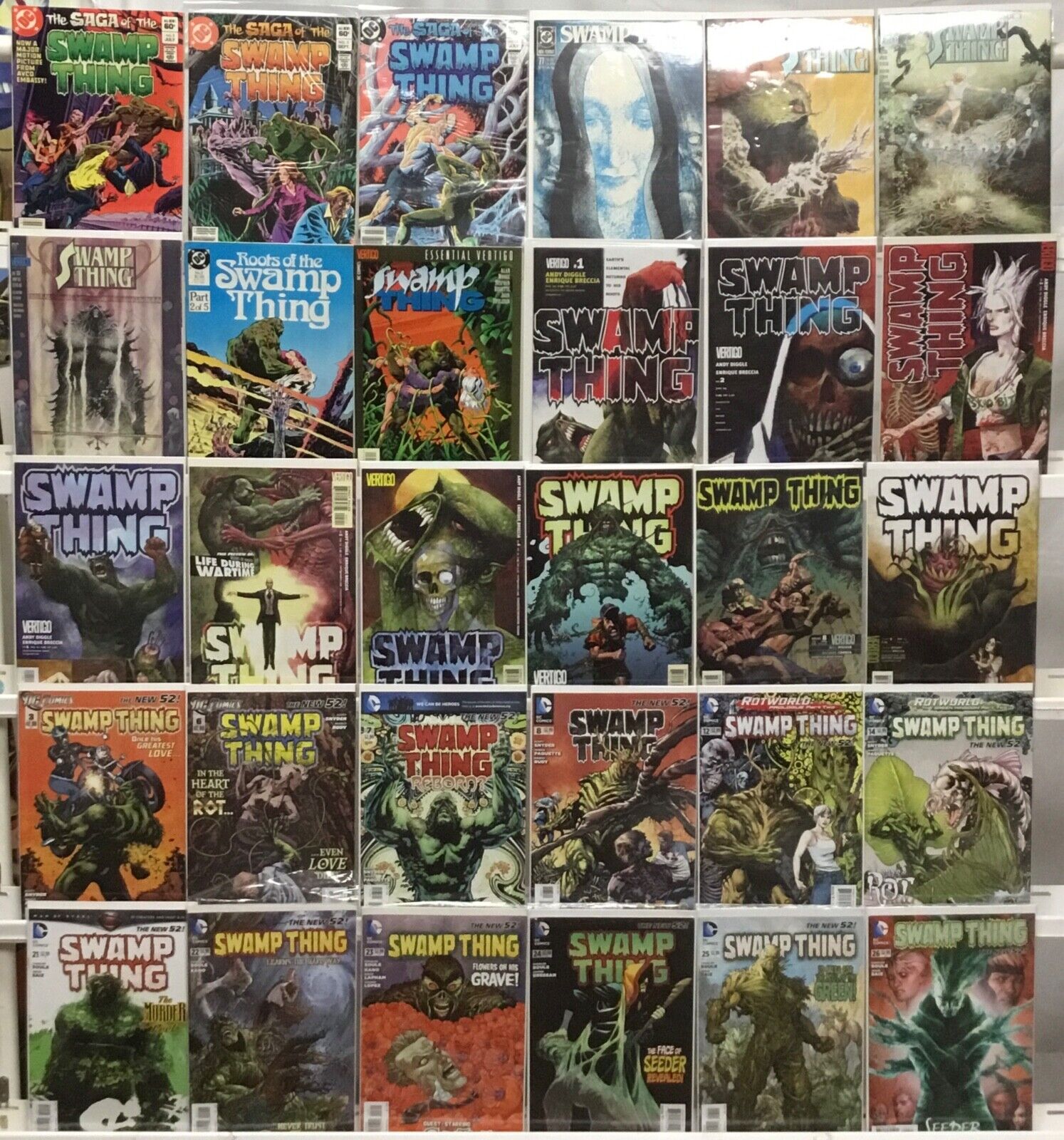 DC Comics - Swamp Thing - Comic Book Lot of 30 Issues