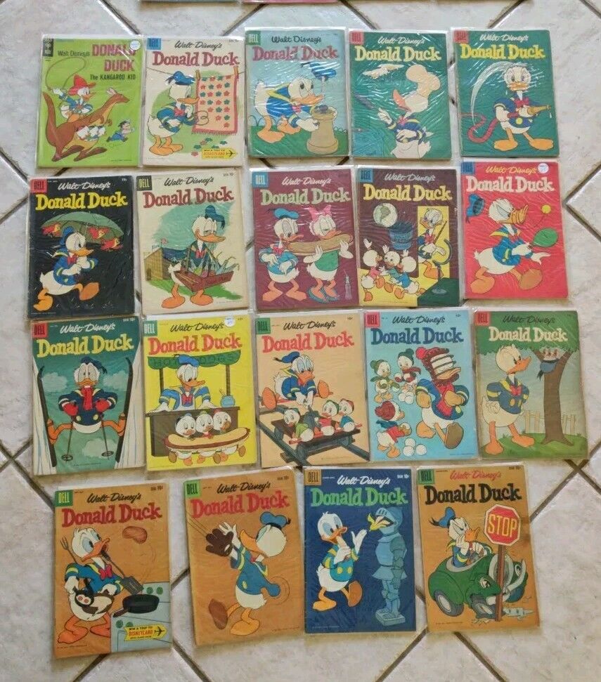 Walt Disney Comic Book Lot  63 Donald, Daisy, Micky Mouse & More All Sleaved