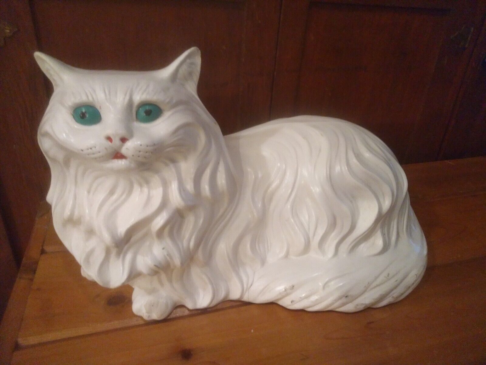 Vintage Large Ceramic White Persian Cat w/Green Eyes 17in