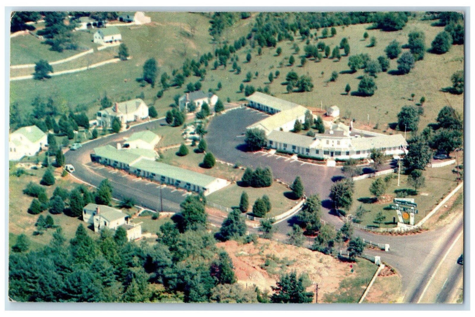 c1960's Town And Country Motor Lodge Scene Charlottesville Virginia VA Postcard