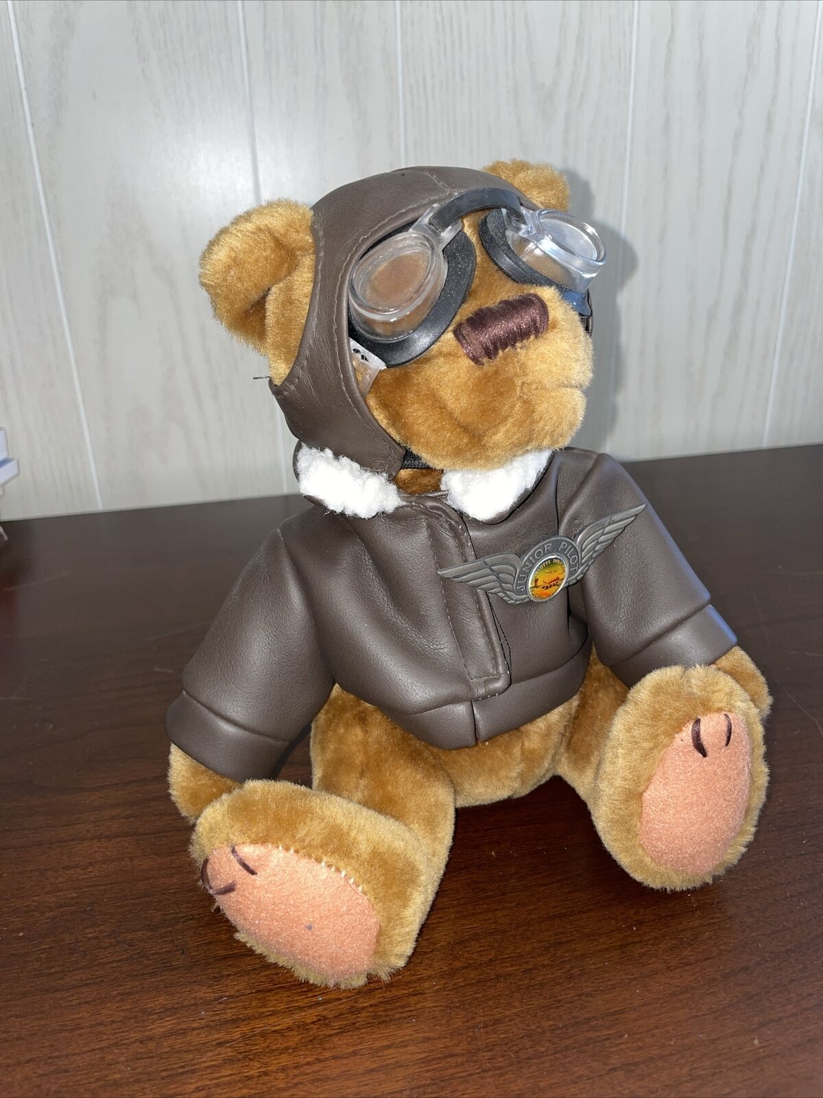 1982 US Airways Aviator Teddy Bear Jr.  PILOT WINGS Charlotte NC Douglas Airport