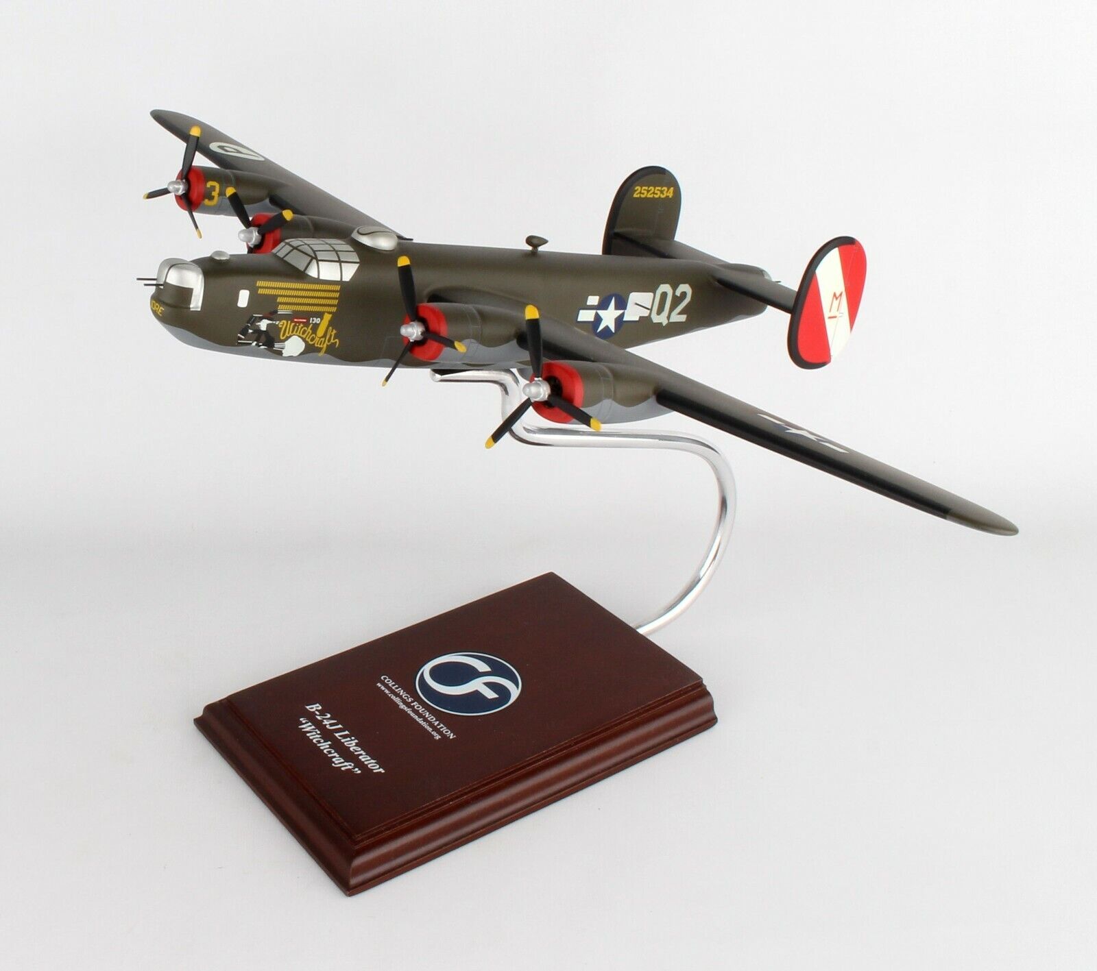 USAF Consolidated B-24J Liberator Witchcraft Desk Top WW2 Model 1/60 ES Airplane
