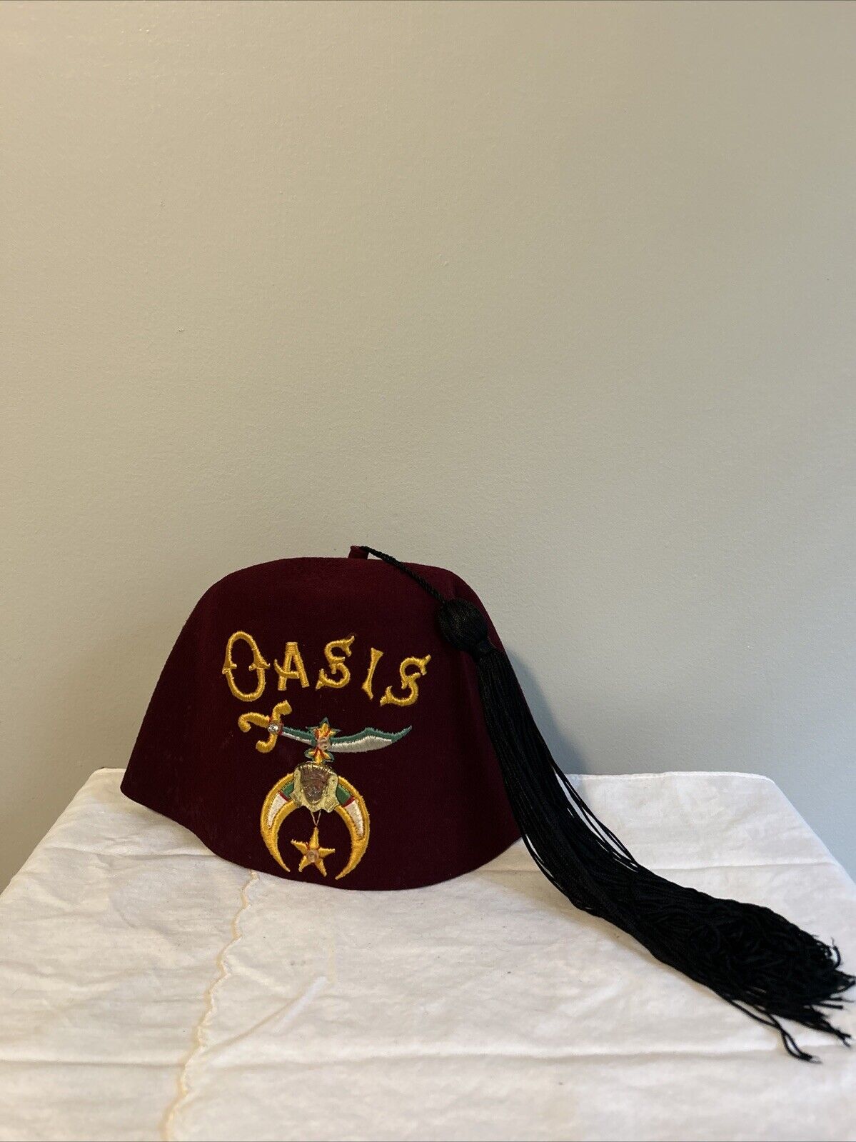 Vintage Lou Walt New York OASIS Shriner Freemason Fez Masonic Hat with Tassel