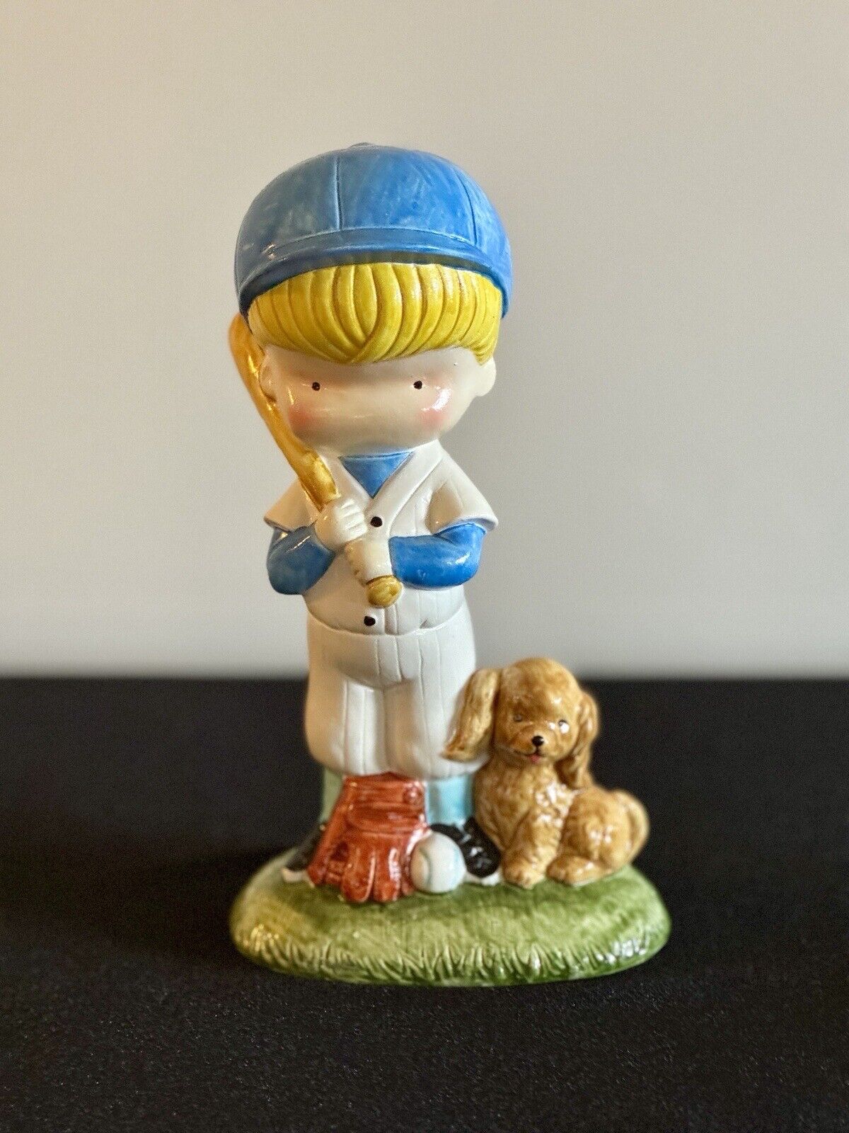 MINT Vintage 1972 Joan Walsh Anglund Baseball Player Boy & Dog Ceramic Coin Bank
