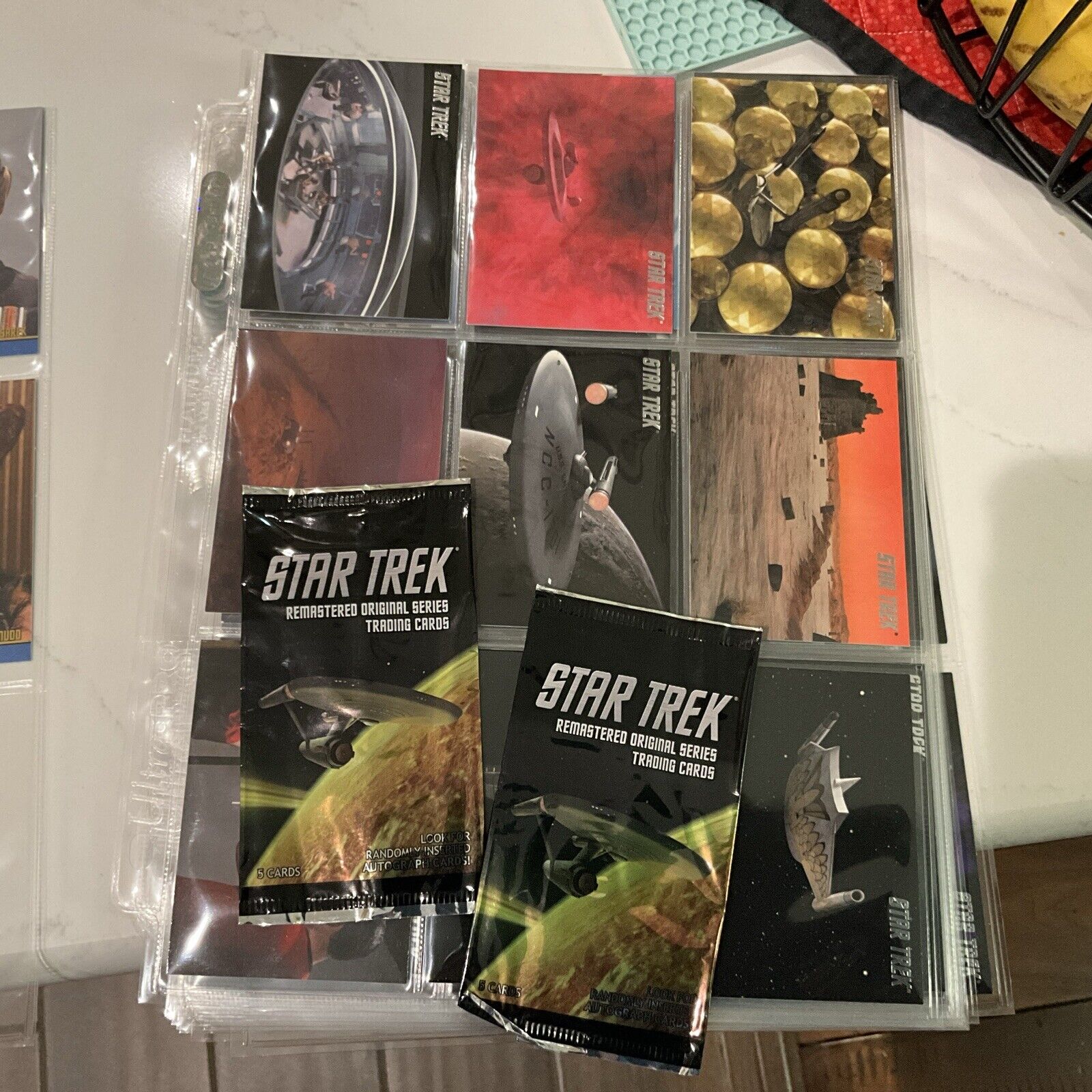 2010 Star Trek Remastered Original Series - Complete Set - 81 Cards Plus Inserts