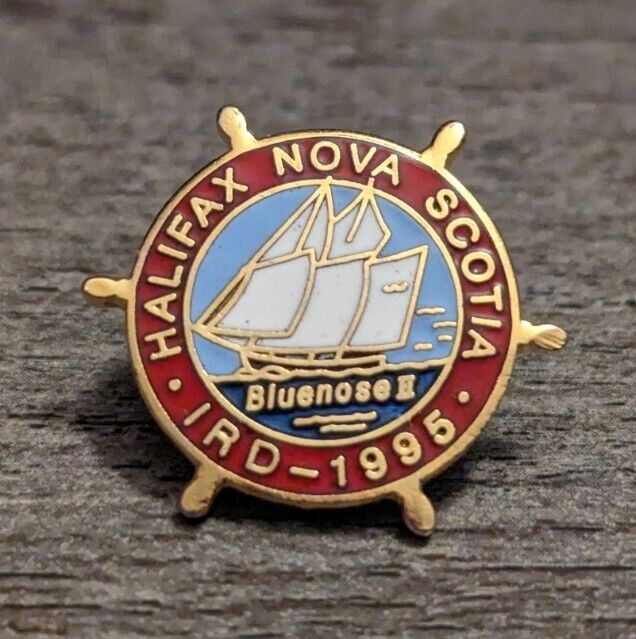 Halifax, Nova Scotia Canada Bluenose II Schooner IRD - 1995 Souvenir Lapel Pin