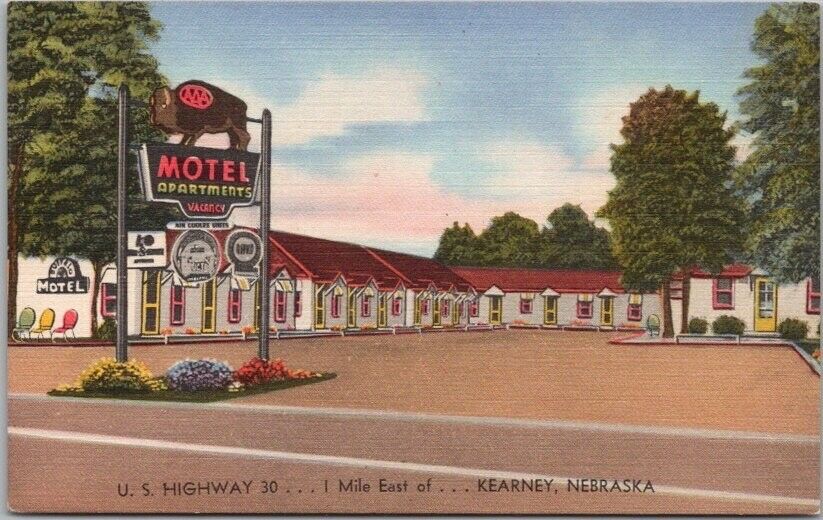 KEARNEY, Nebraska Postcard BUFFALO MOTEL & APTS. Highway 30 Linen c1950s Unused