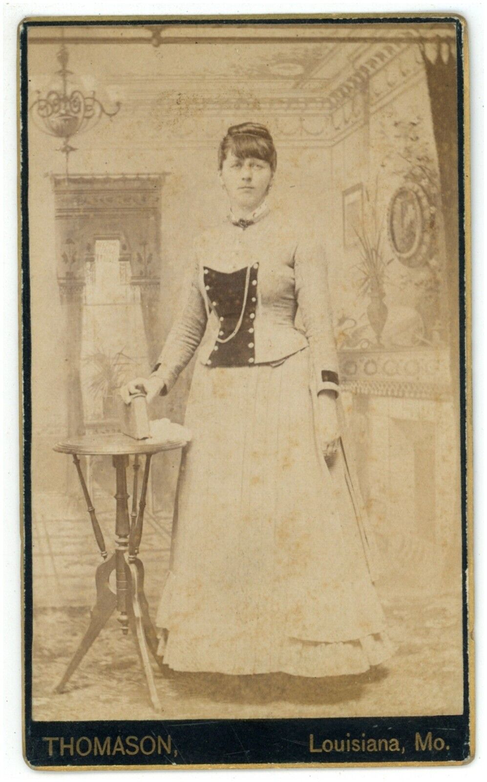 Antique CDV Circa 1870s Thomason Stunning Beautiful Woman in Dress Louisiana, MO