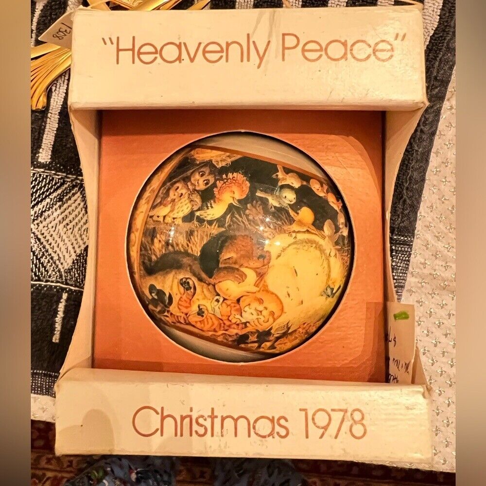 Heavenly Peace 1978 Christmas Ornament Bulb Animals with Baby Jesus Rare 4”