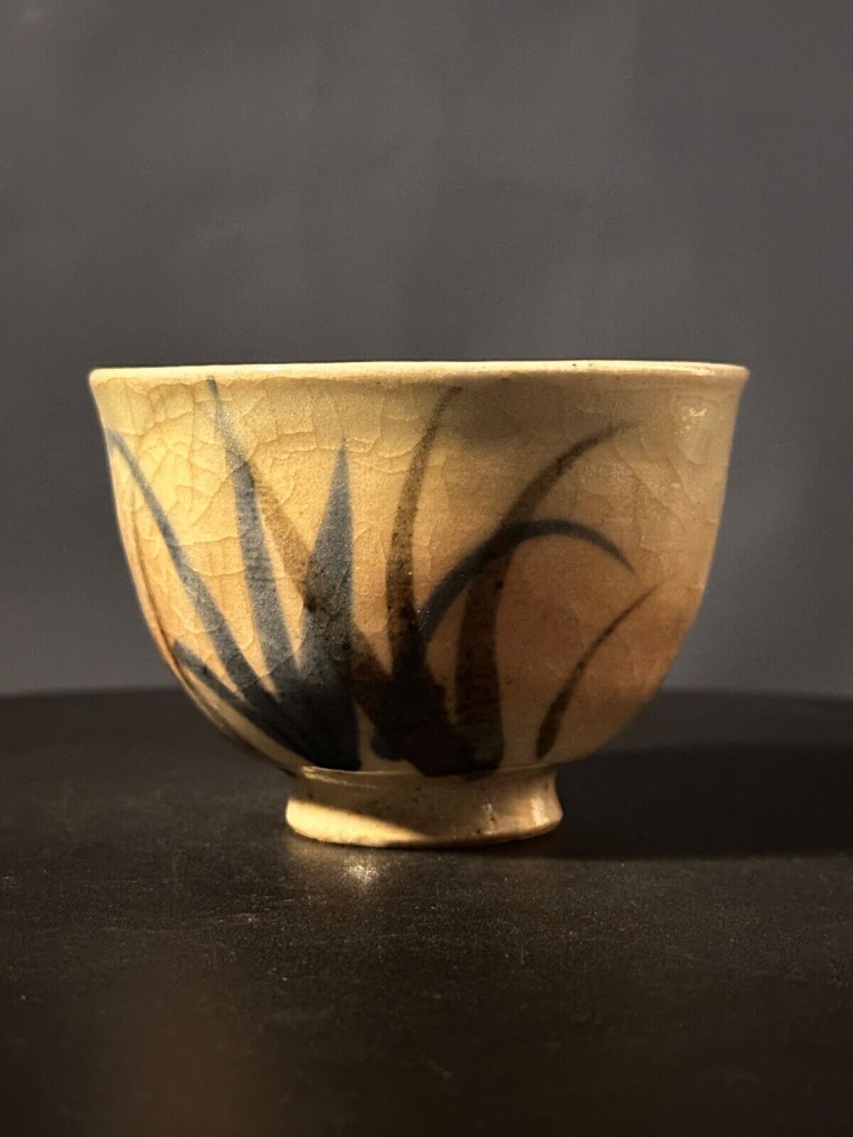 Antique Japanese Minoyaki Kairagi Teacup, Momoyama Period, Ice Crack Glaze, Rare