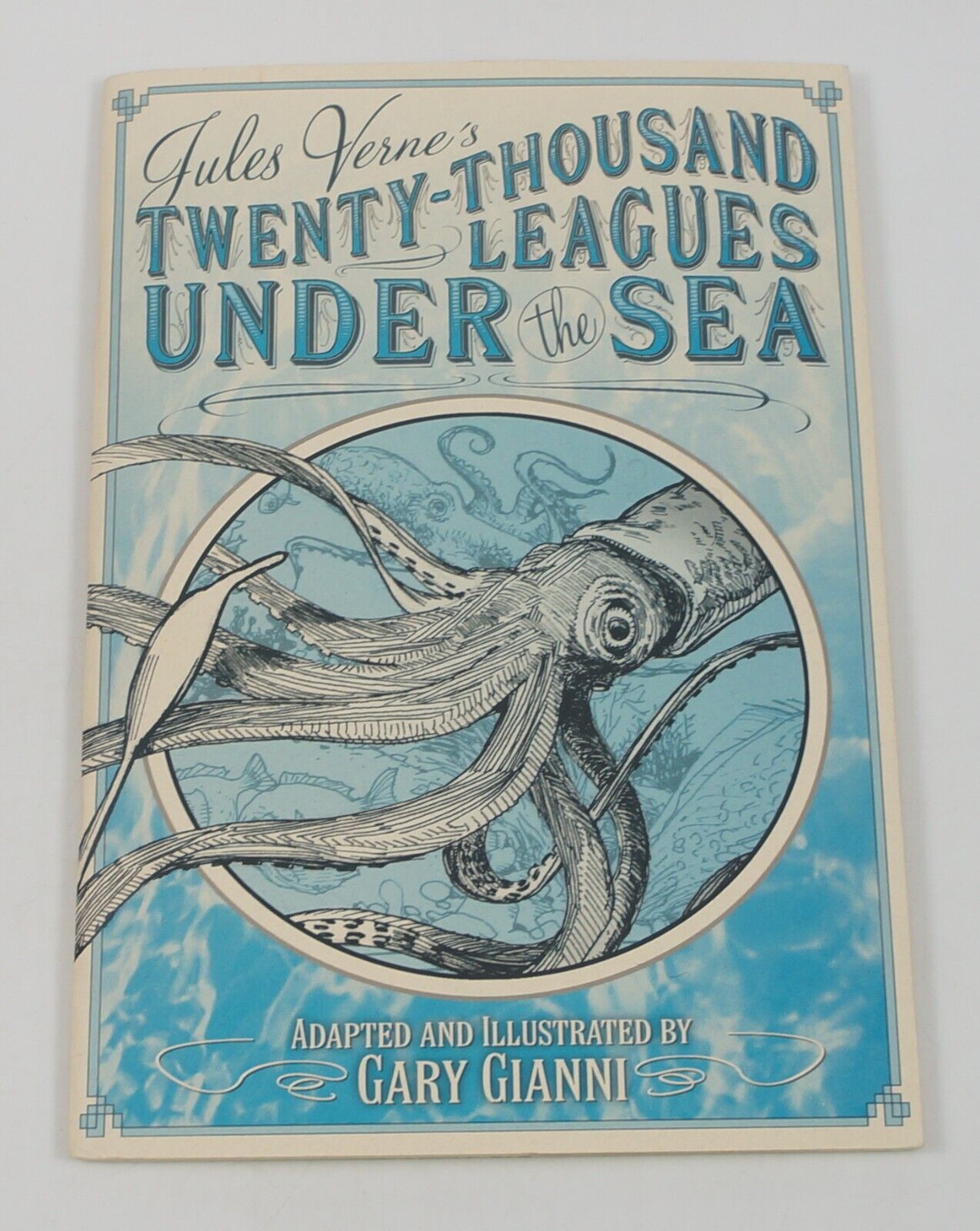 Jules Verne\'s Twenty-Thousand Leagues Under the Sea SC signed Gianni (990/1000)