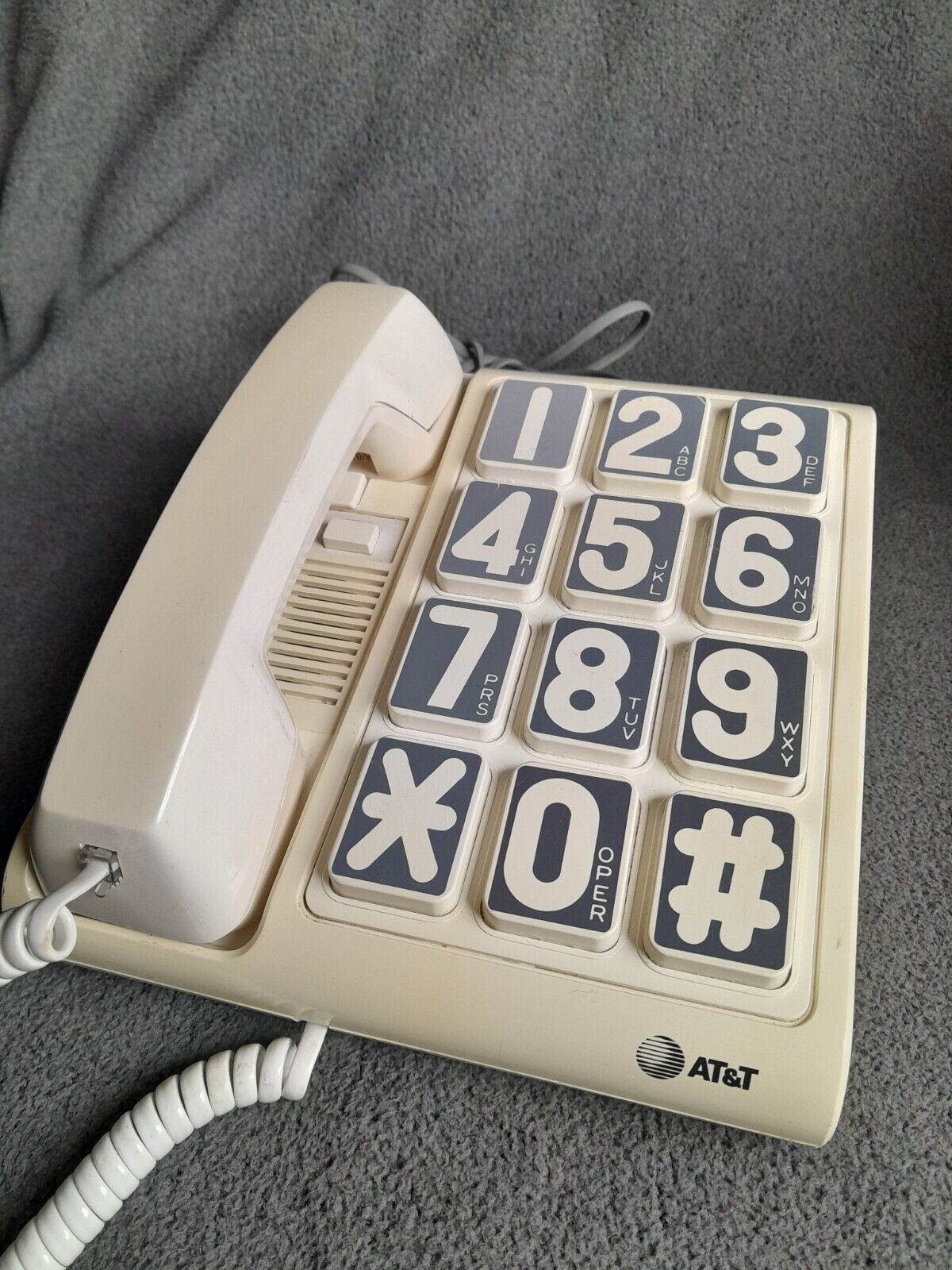 Vintage 1988 AT&T Large Button Phone Numbers Easy to Read Tested/Works