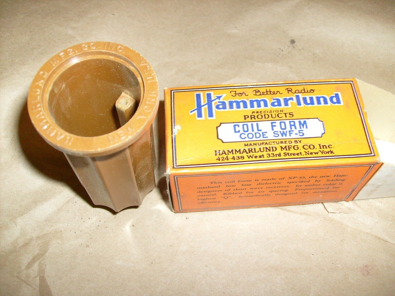 Hammarlund Shortwave Plug In Coil  form - 5 Pin  - in Box NOS Code SWF-5 