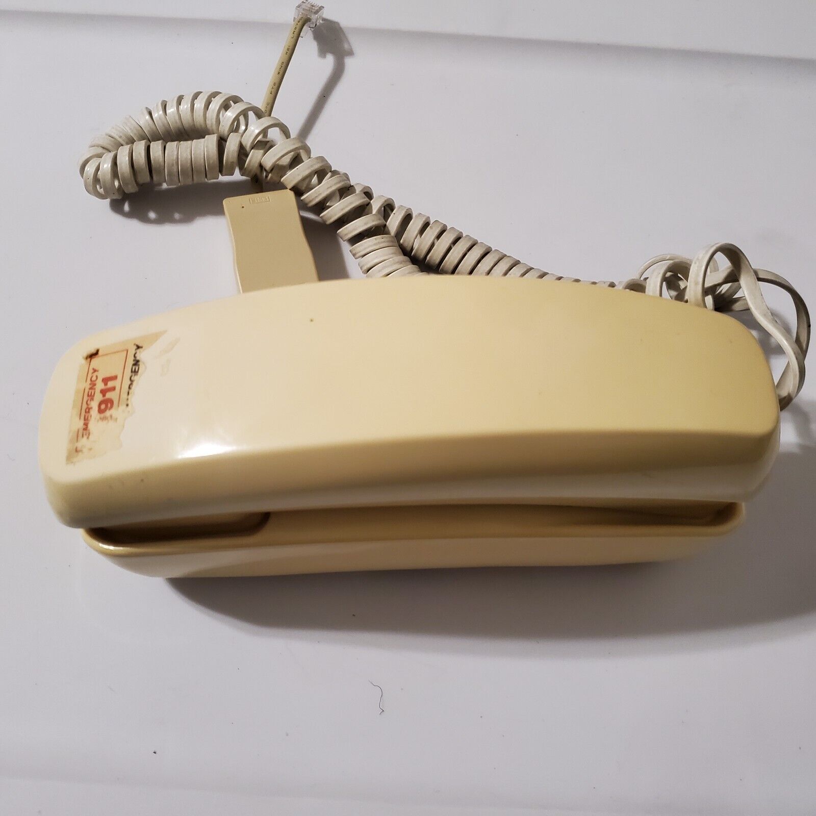 Vintage At&T Trimeline Push Button Phone Pre-Owned