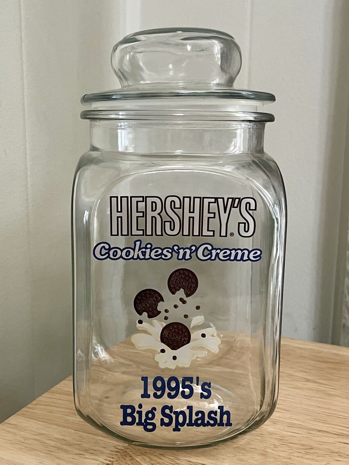 Vintage Hershey’s Cookies-n-Cream 1995's Big Splash Glass Canister / Candy Jar