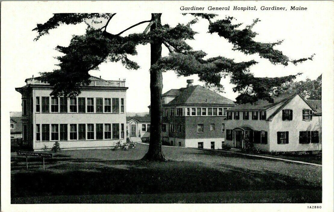 1940\'S. GARDINER, ME. GENERAL HOSPITAL. POSTCARD QQ12