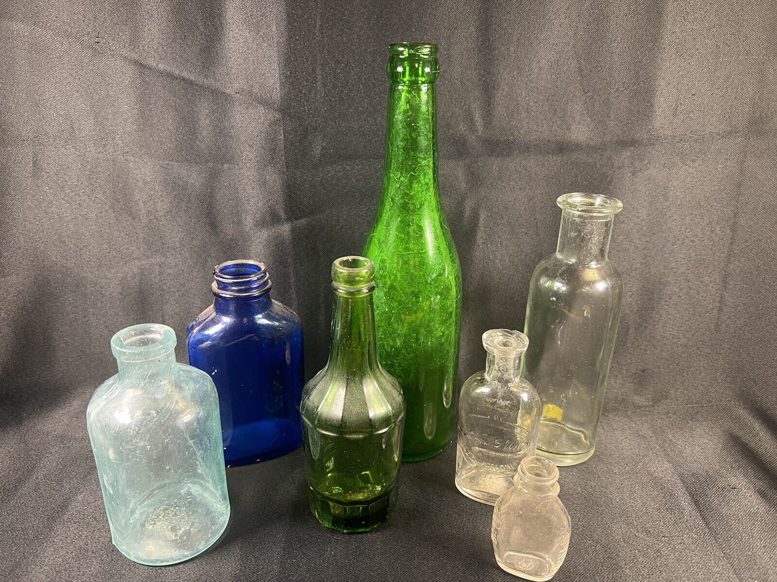 Lot of 7 Vintage / Antique Medicine Bottles 