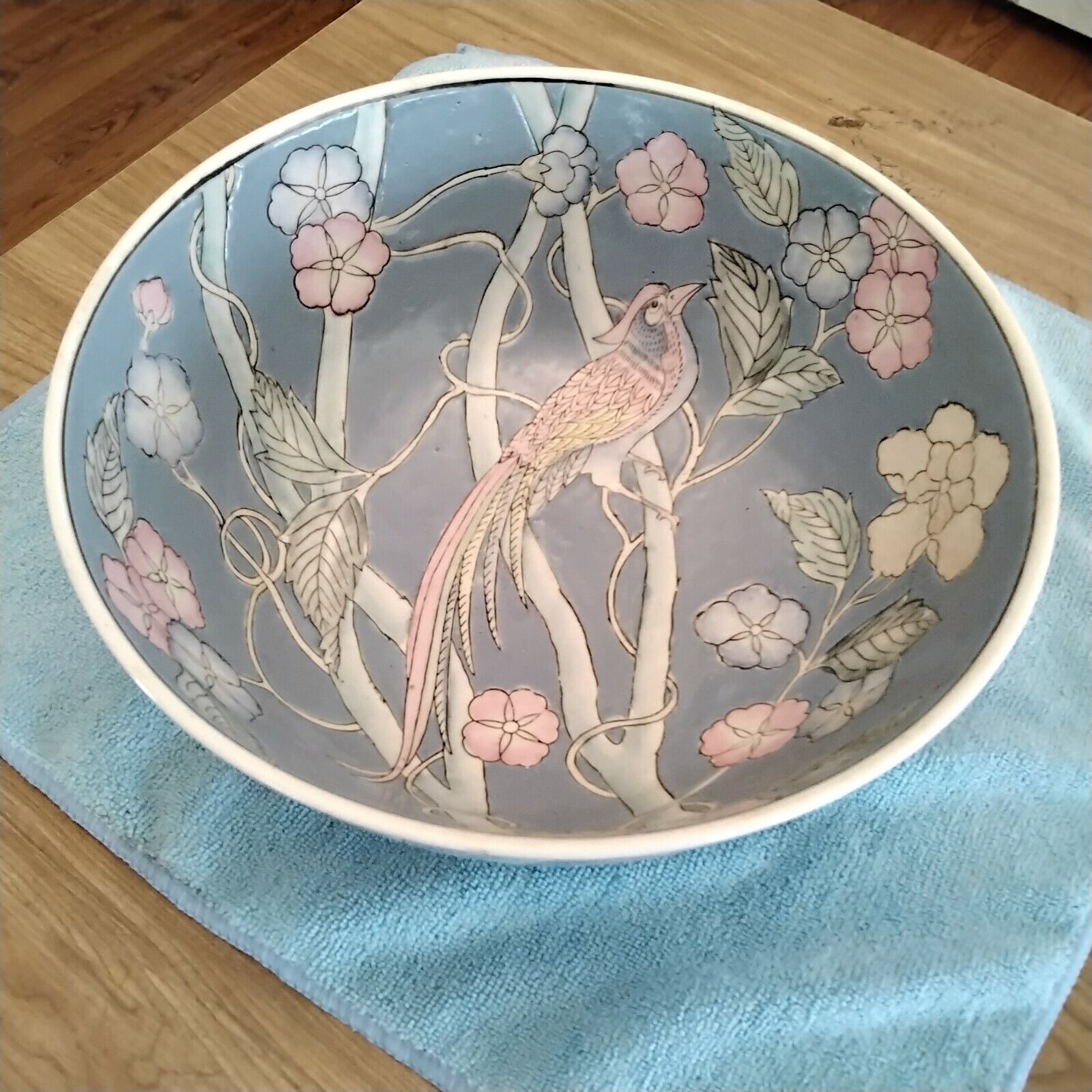 Vintage Chinese Decorative Bowl