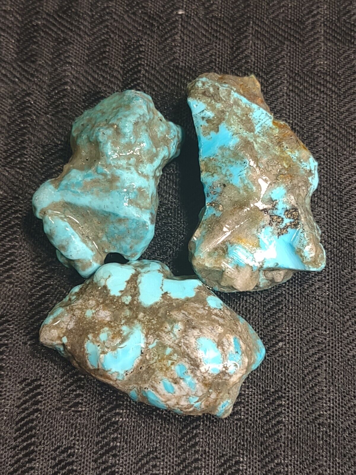 276ct 3 Nice Chunks of Morenci Turquoise Sky Blue Make lots of Stunning Jewelry