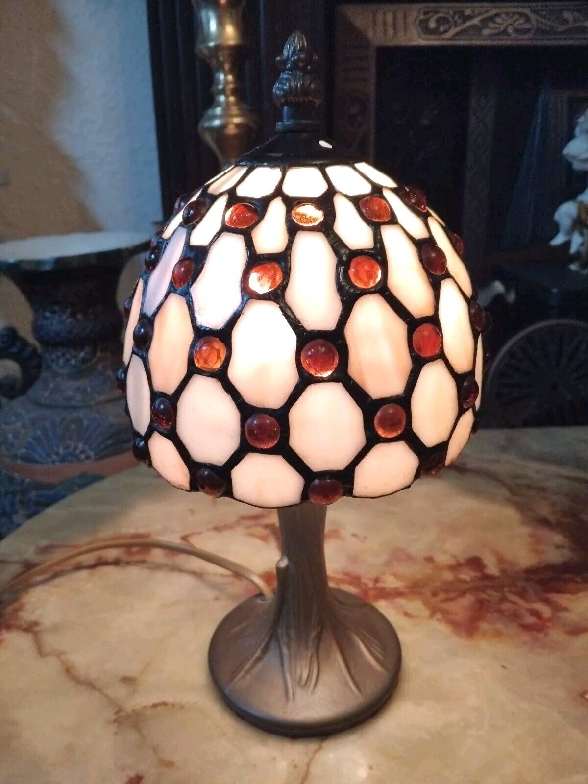 Stunning Vintage Tiffany Style Lamp With Amber Glass Beads 11.5\