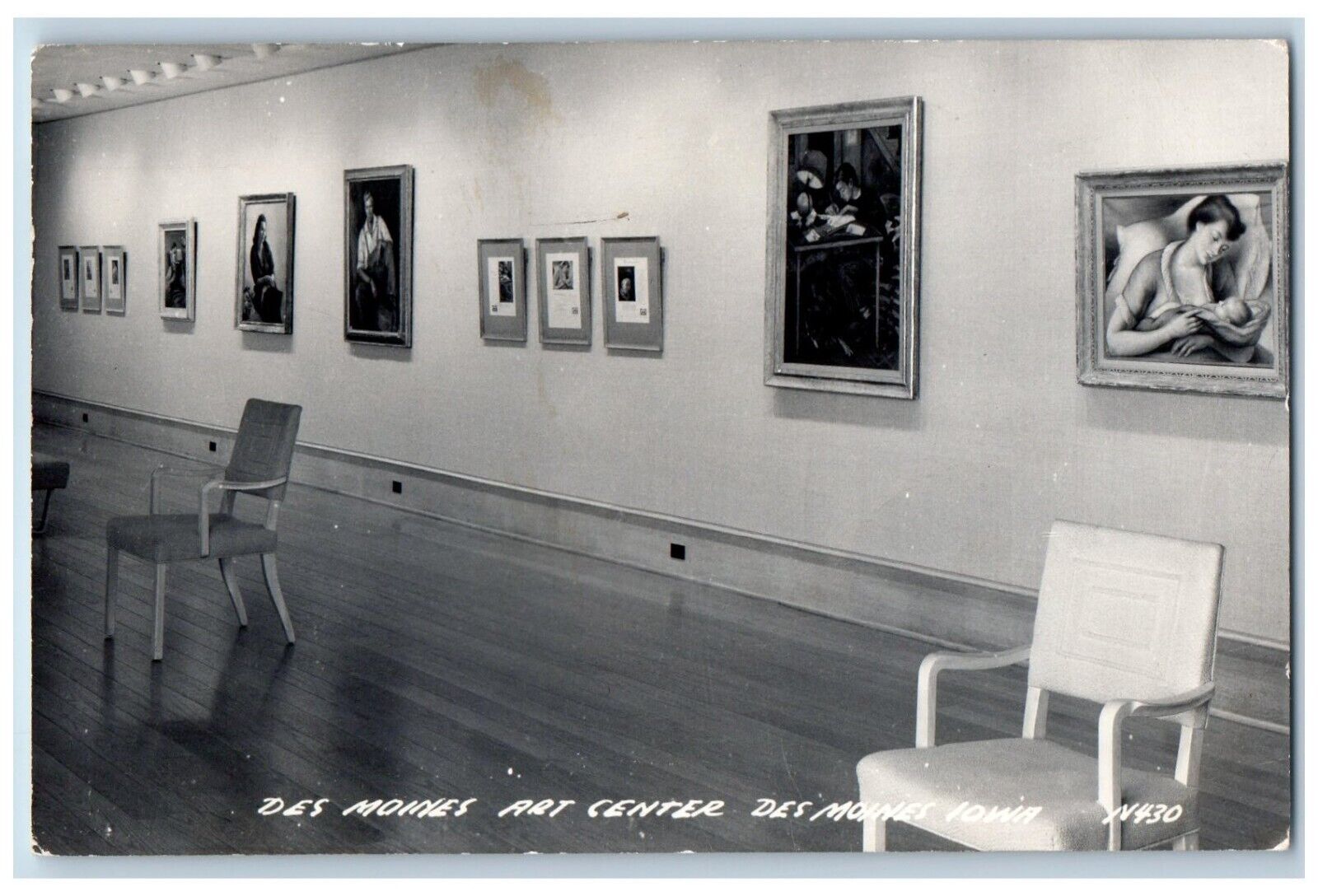 Des Moines Iowa IA Postcard RPPC Photo Des Moines Art Center Interior 1949