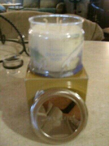 Partylite OCEANIC MIST SIGNATURE 3-wick JAR CANDLE  BRAND NEW  