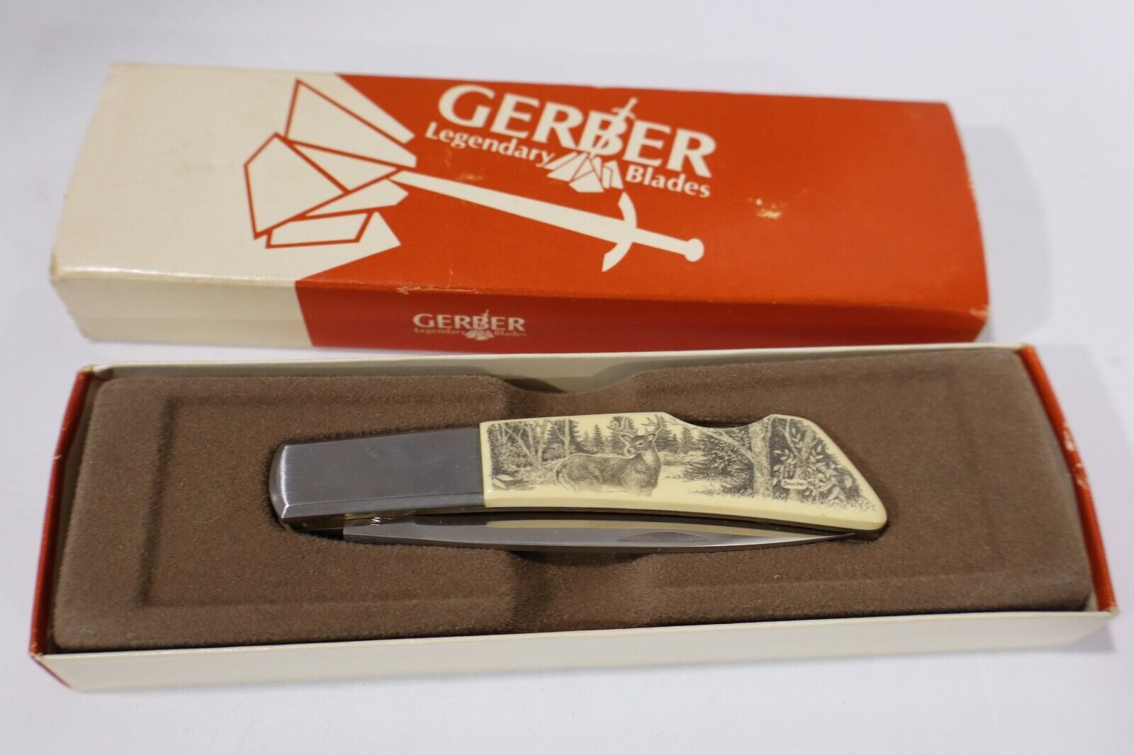 Gerber Silver Knight Knife 1980's JAPAN Lovely Boucher Scrimshaw DEER