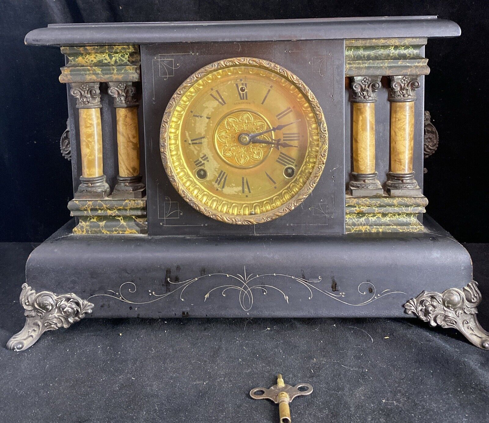 Sessions 8 Day Time/Strike  Mantle Clock With Key Works Antique Needs Pendulum